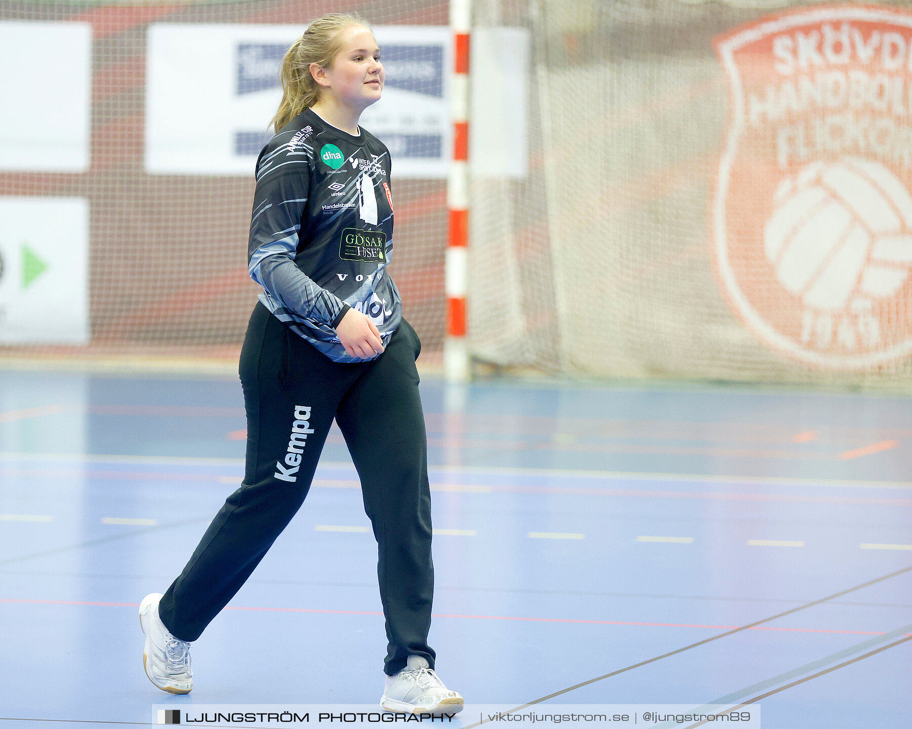 USM F16 Steg 3 Skövde HF Vit F06-IF Hallby HK 2 16-10,dam,Skövde Idrottshall,Skövde,Sverige,Ungdoms-SM,Handboll,2022,272959