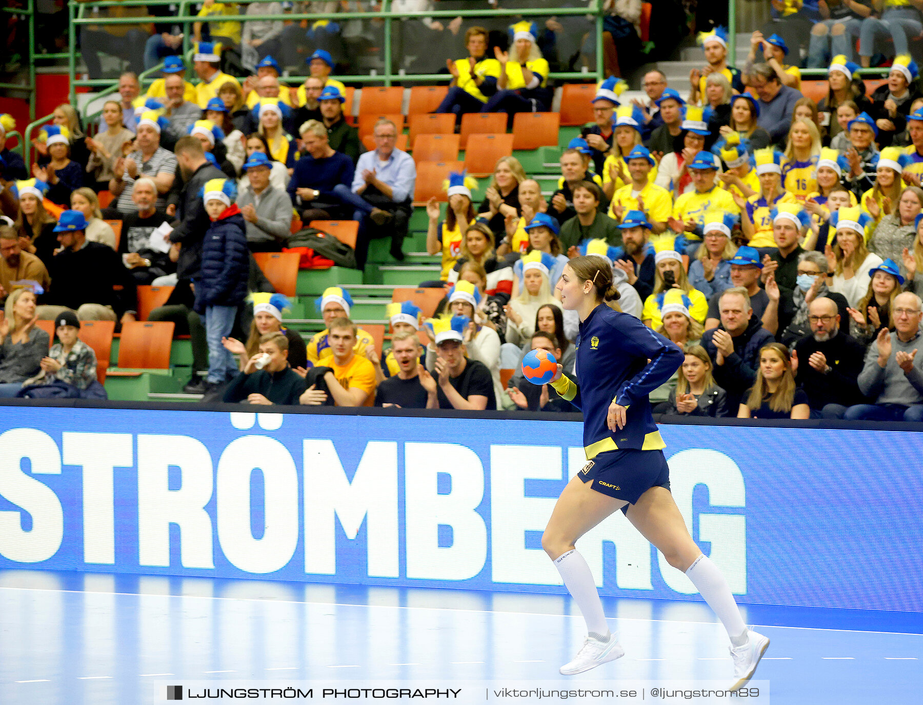 Landskamp Sverige-Montenegro 31-26,dam,Arena Skövde,Skövde,Sverige,Handboll,,2021,273015