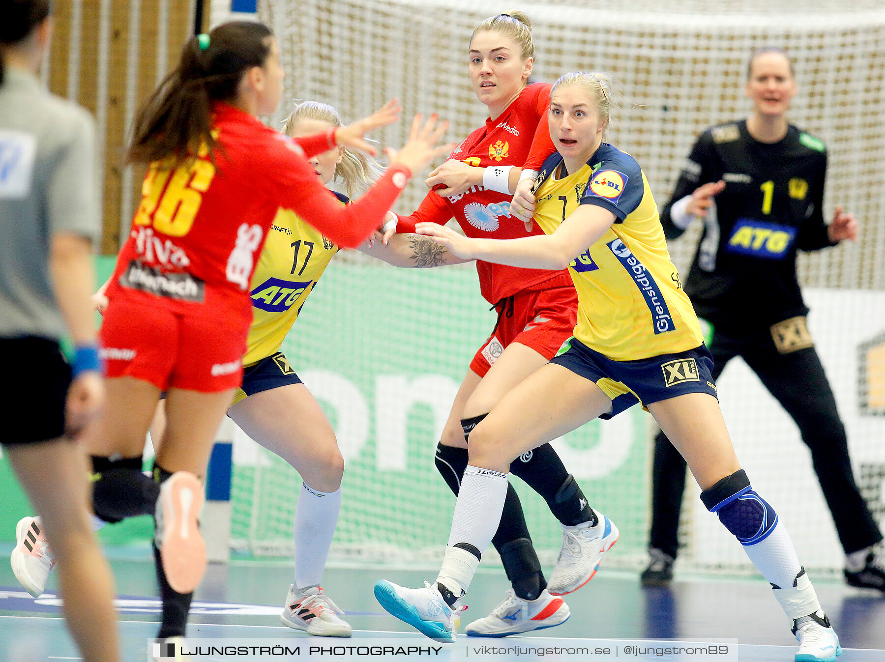 Landskamp Sverige-Montenegro 31-26,dam,Arena Skövde,Skövde,Sverige,Handboll,,2021,273057