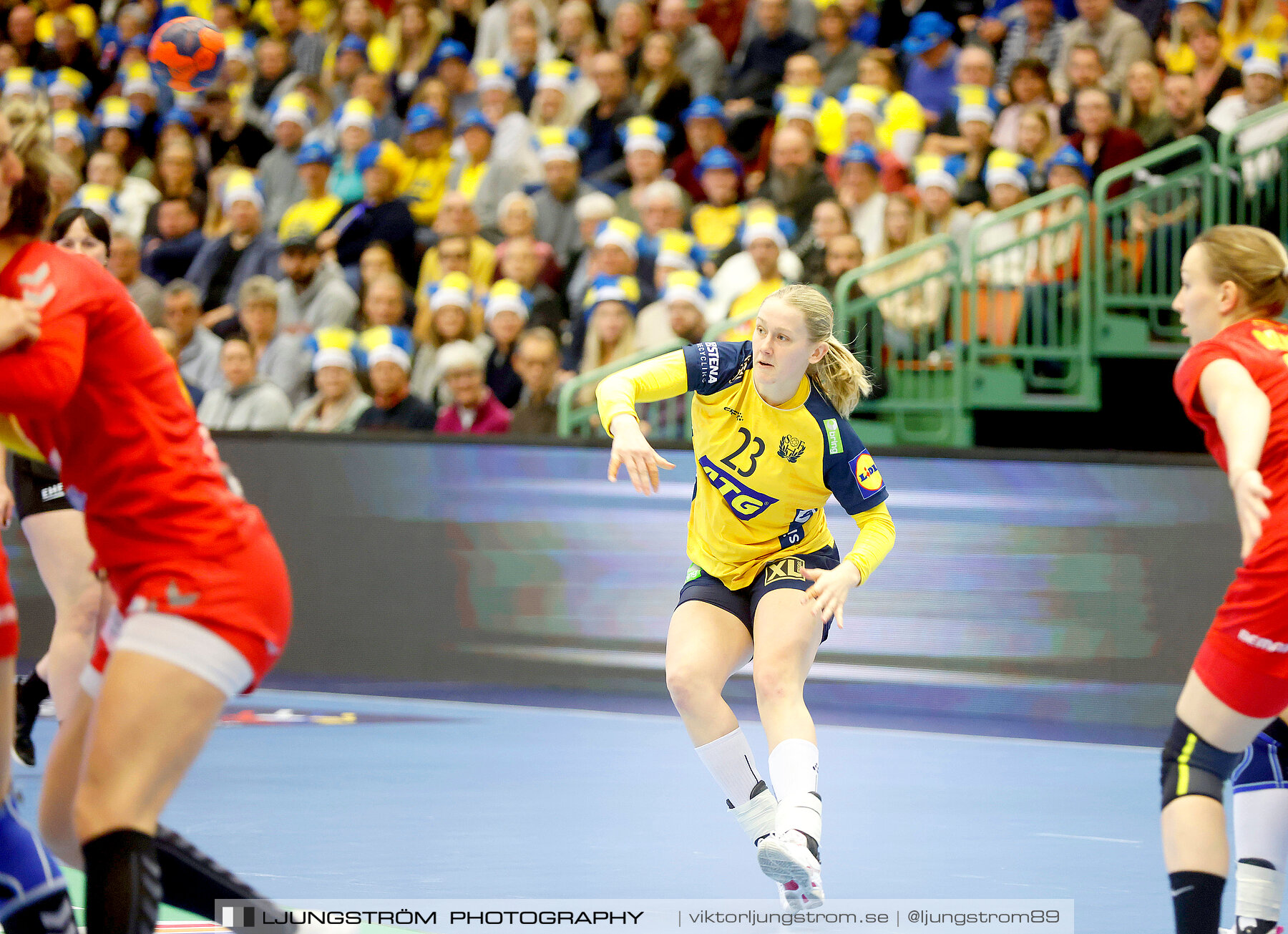 Landskamp Sverige-Montenegro 31-26,dam,Arena Skövde,Skövde,Sverige,Handboll,,2021,273061