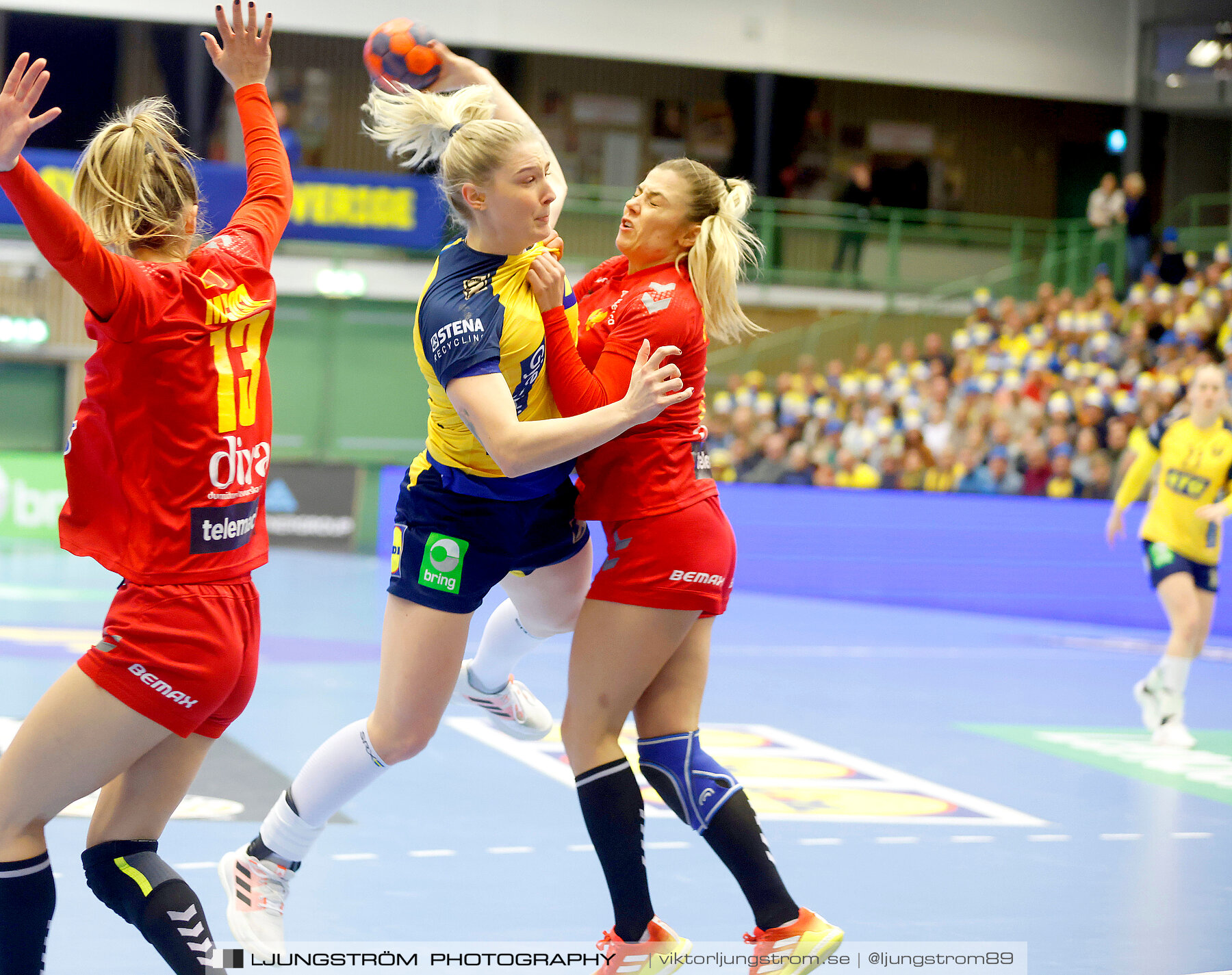 Landskamp Sverige-Montenegro 31-26,dam,Arena Skövde,Skövde,Sverige,Handboll,,2021,273063