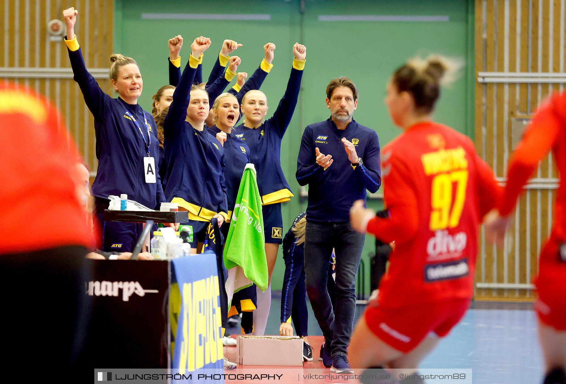 Landskamp Sverige-Montenegro 31-26,dam,Arena Skövde,Skövde,Sverige,Handboll,,2021,273065