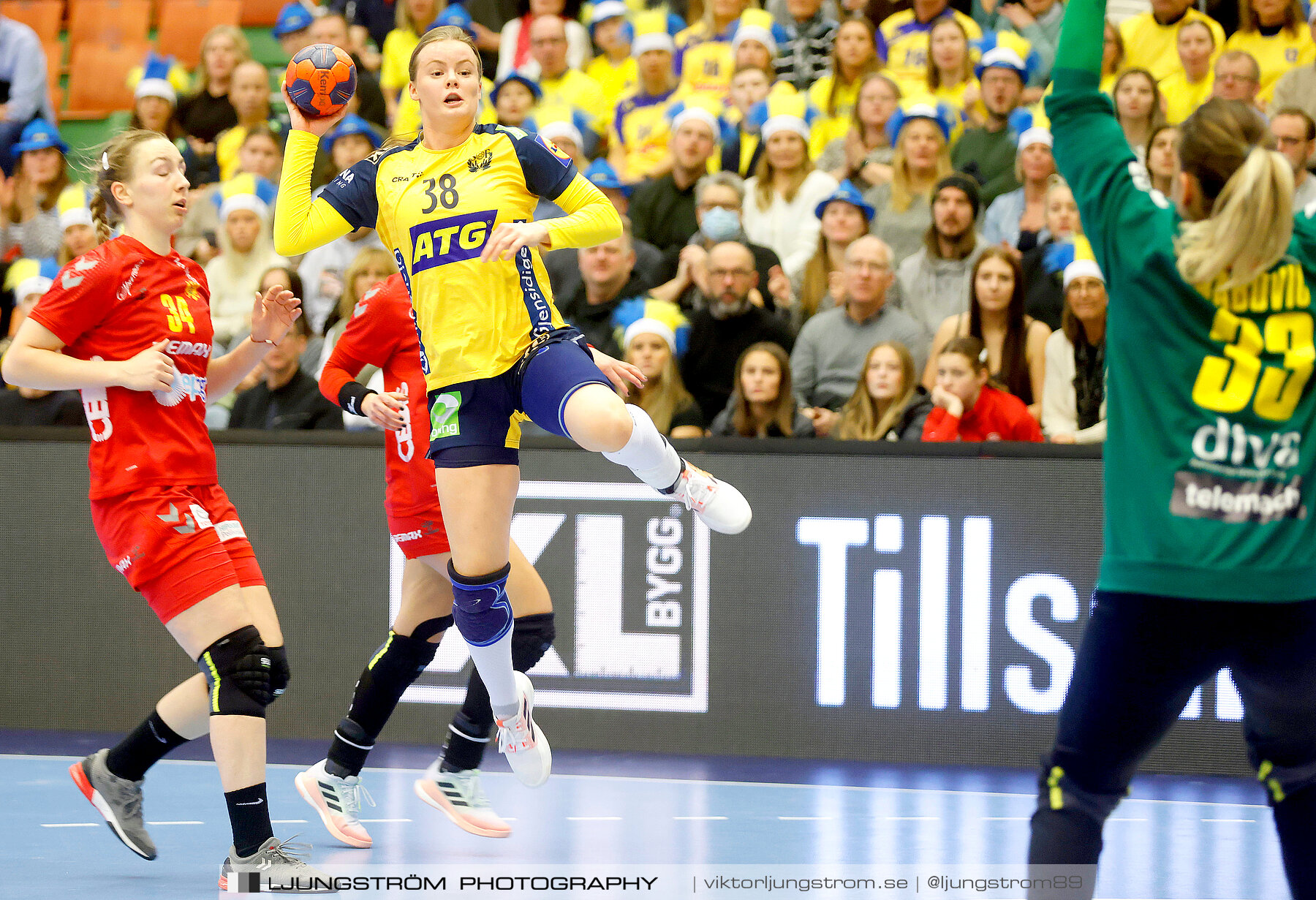 Landskamp Sverige-Montenegro 31-26,dam,Arena Skövde,Skövde,Sverige,Handboll,,2021,273084