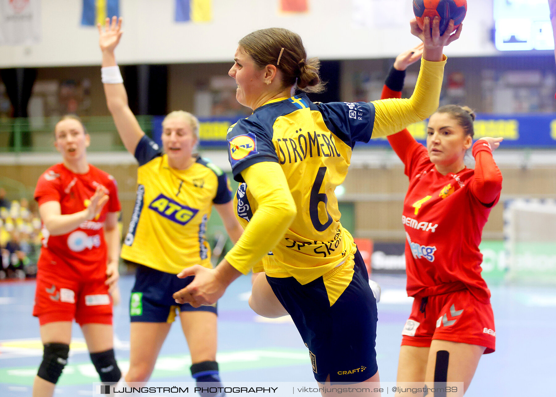 Landskamp Sverige-Montenegro 31-26,dam,Arena Skövde,Skövde,Sverige,Handboll,,2021,273142