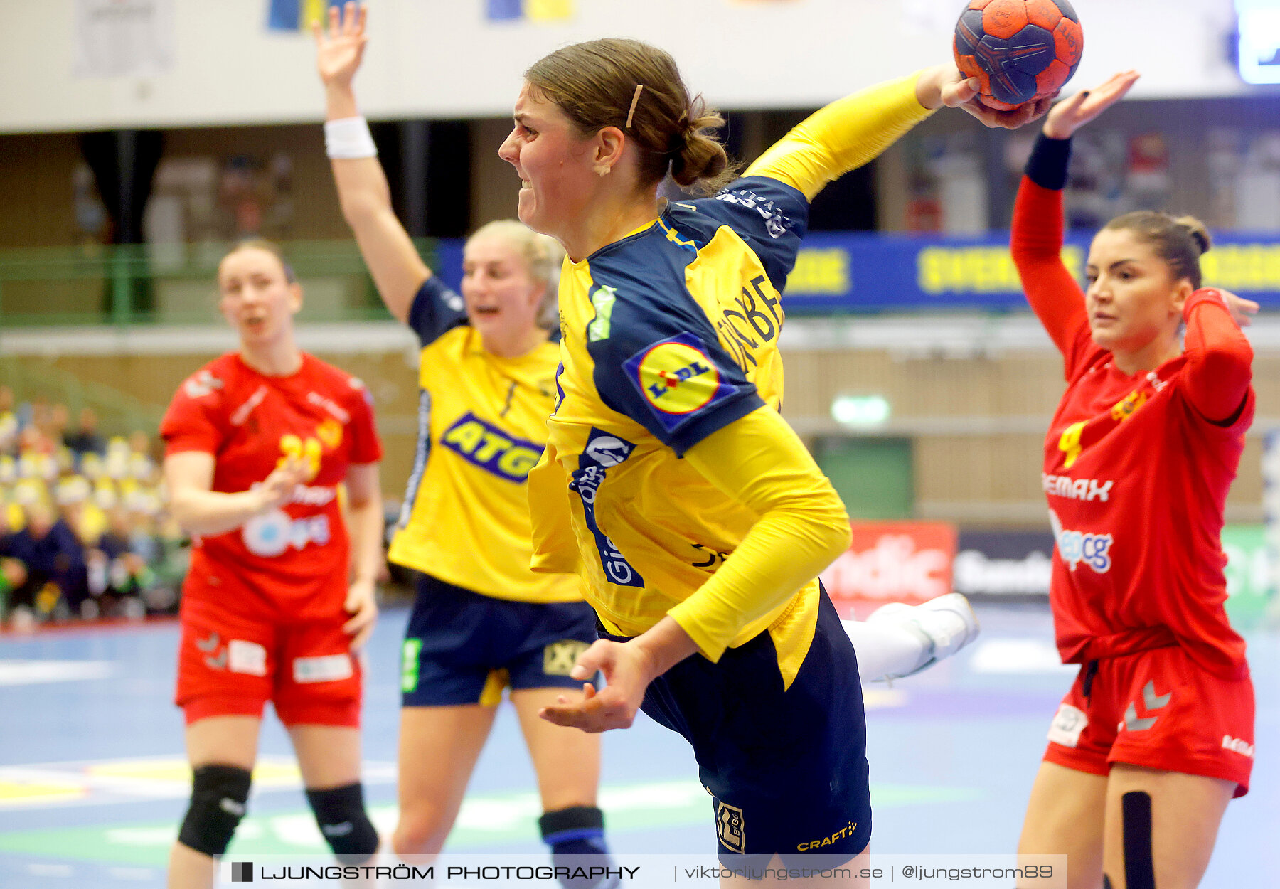 Landskamp Sverige-Montenegro 31-26,dam,Arena Skövde,Skövde,Sverige,Handboll,,2021,273143