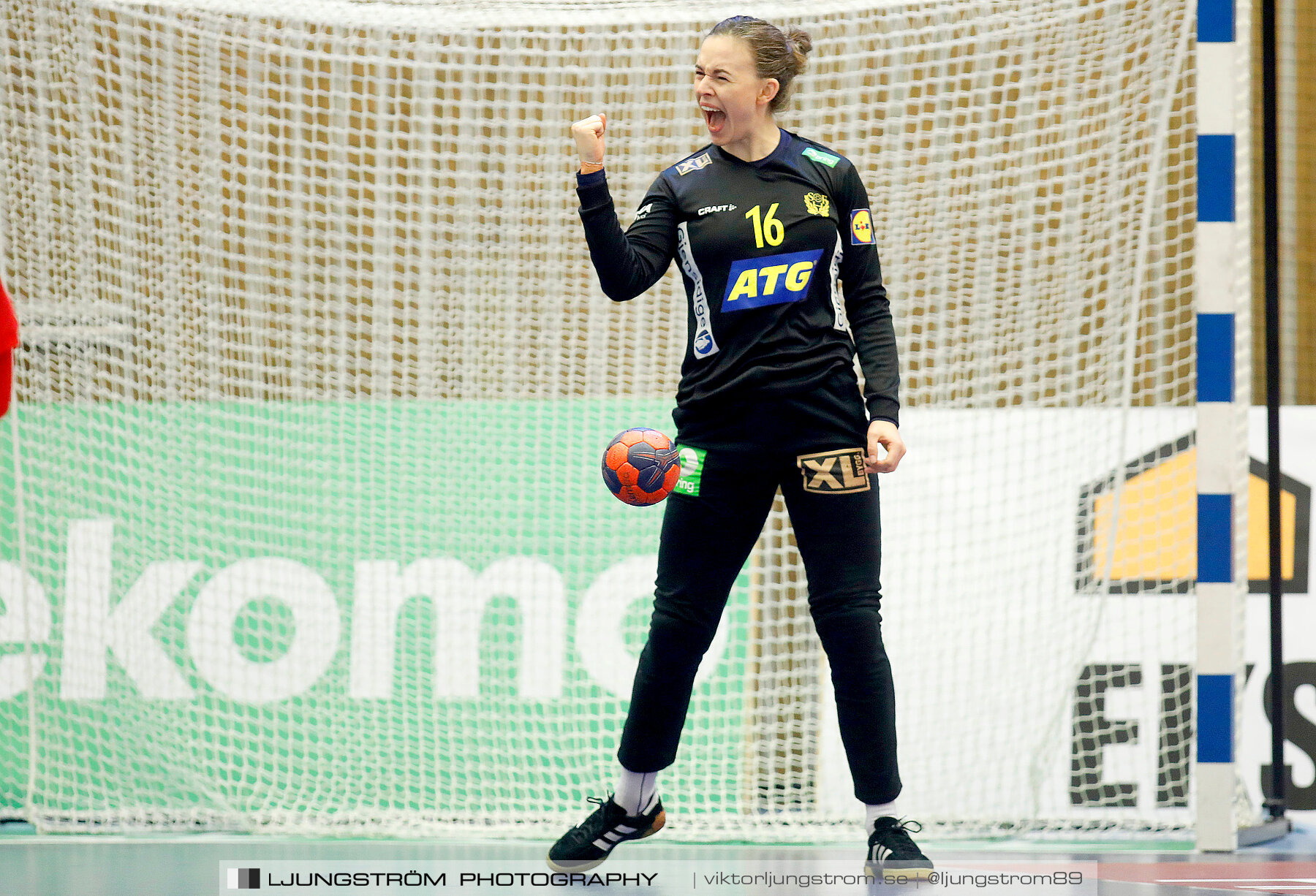 Landskamp Sverige-Montenegro 31-26,dam,Arena Skövde,Skövde,Sverige,Handboll,,2021,273153