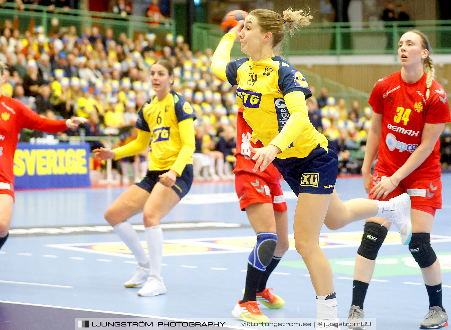 Landskamp Sverige-Montenegro 31-26,dam,Arena Skövde,Skövde,Sverige,Handboll,,2021,273170