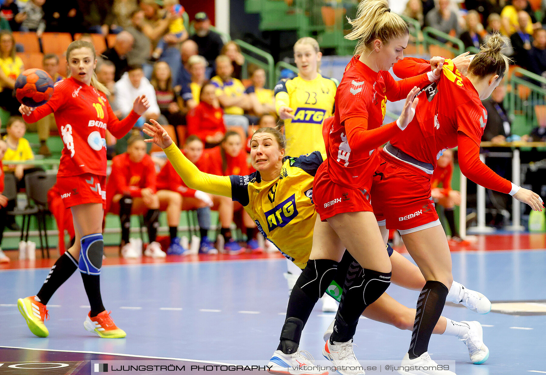 Landskamp Sverige-Montenegro 31-26,dam,Arena Skövde,Skövde,Sverige,Handboll,,2021,273196