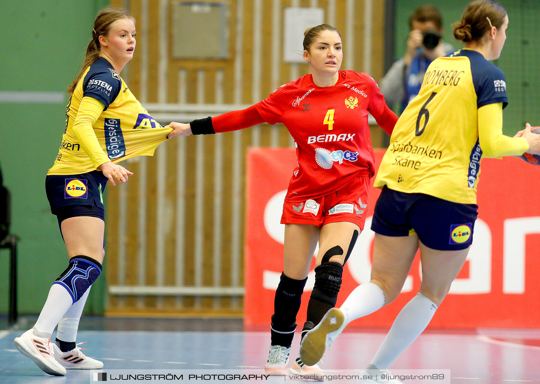 Landskamp Sverige-Montenegro 31-26,dam,Arena Skövde,Skövde,Sverige,Handboll,,2021,273228