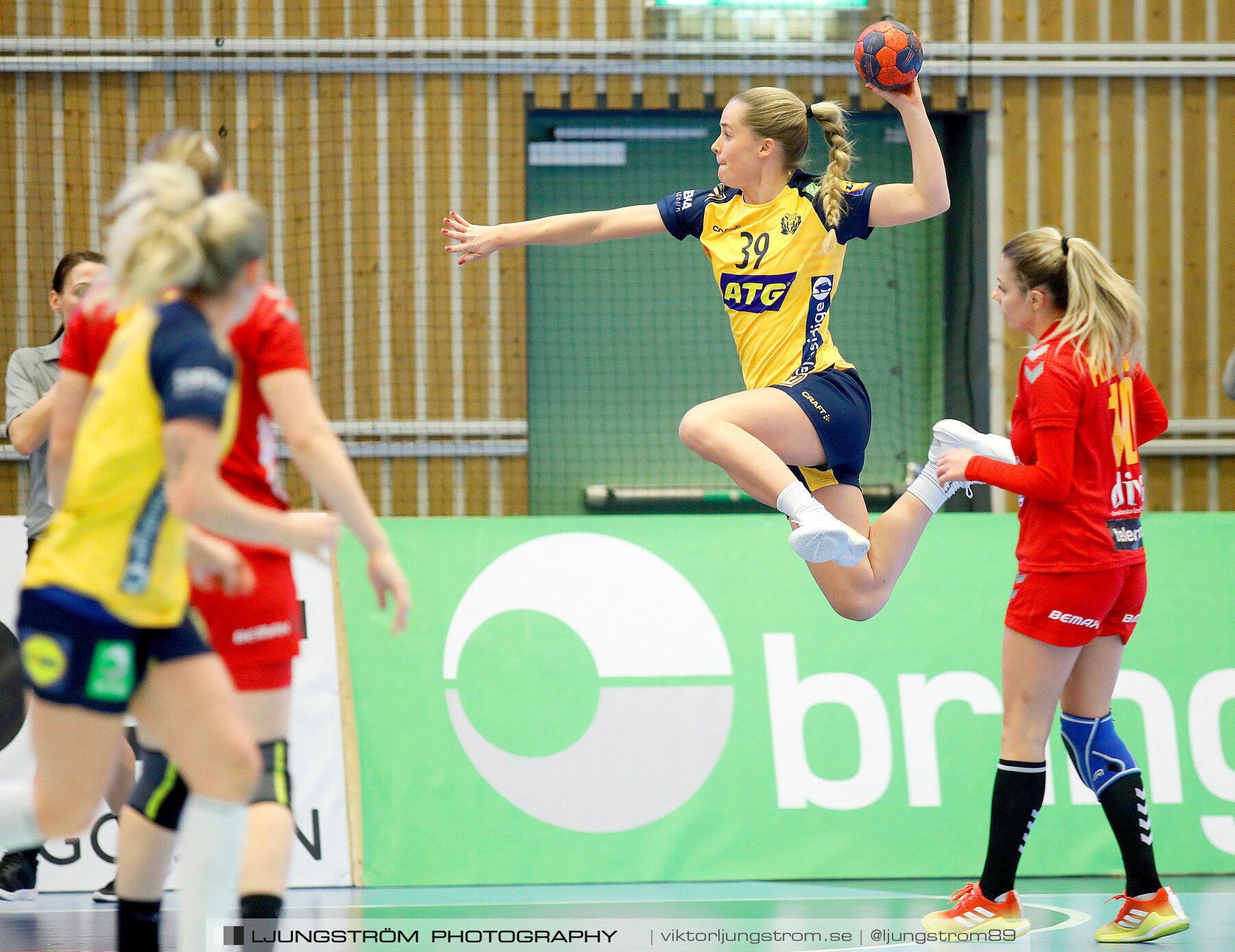 Landskamp Sverige-Montenegro 31-26,dam,Arena Skövde,Skövde,Sverige,Handboll,,2021,273260