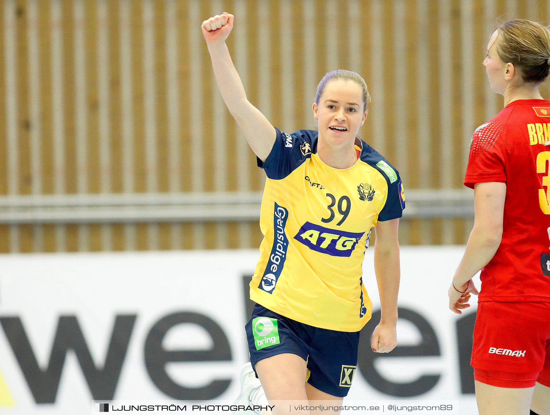 Landskamp Sverige-Montenegro 31-26,dam,Arena Skövde,Skövde,Sverige,Handboll,,2021,273264