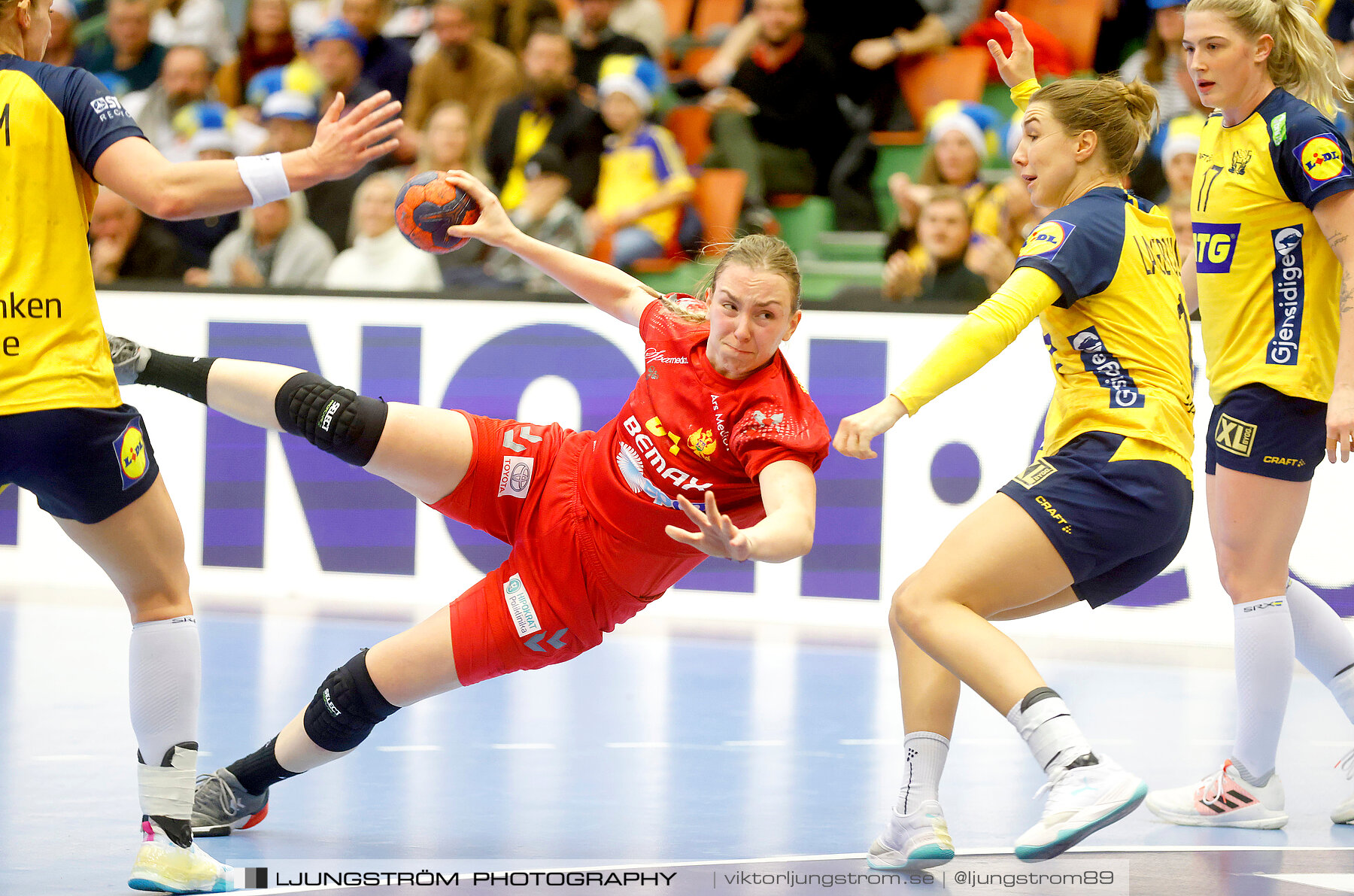 Landskamp Sverige-Montenegro 31-26,dam,Arena Skövde,Skövde,Sverige,Handboll,,2021,273289