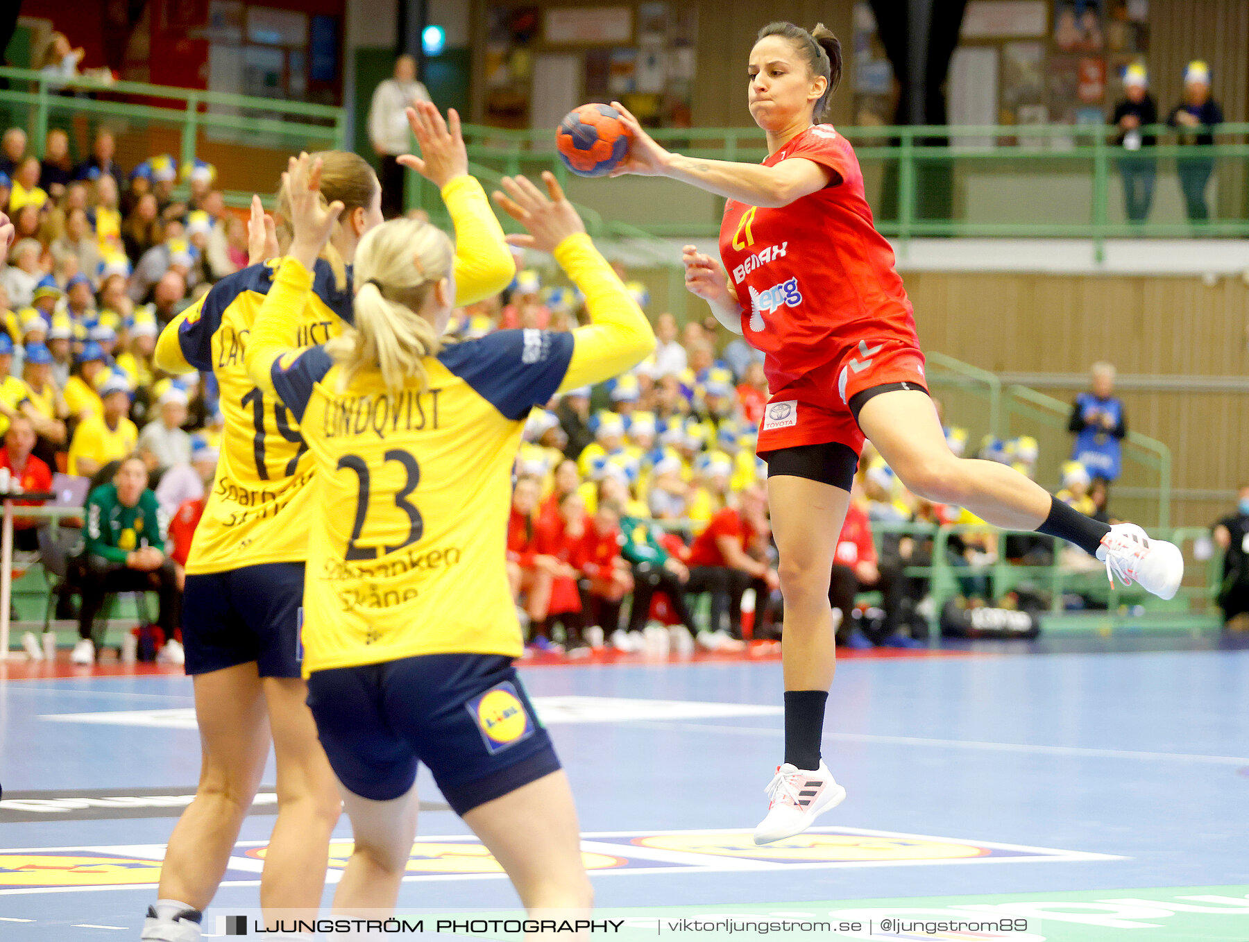 Landskamp Sverige-Montenegro 31-26,dam,Arena Skövde,Skövde,Sverige,Handboll,,2021,273297