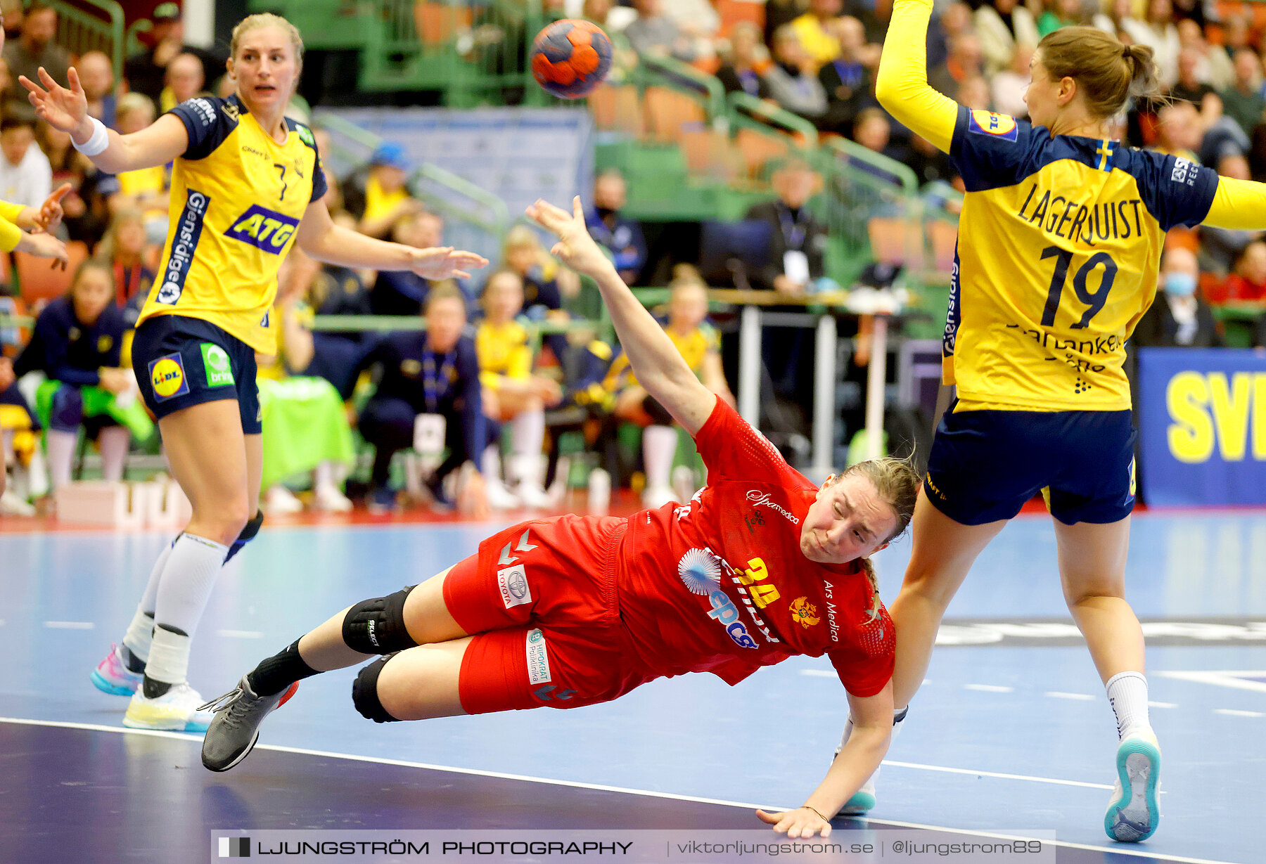 Landskamp Sverige-Montenegro 31-26,dam,Arena Skövde,Skövde,Sverige,Handboll,,2021,273308