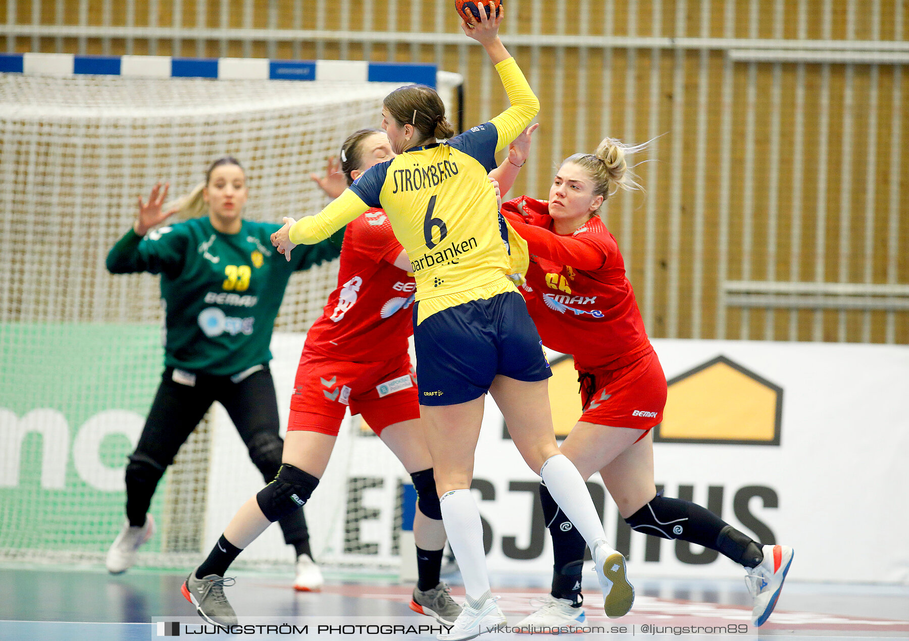 Landskamp Sverige-Montenegro 31-26,dam,Arena Skövde,Skövde,Sverige,Handboll,,2021,273319