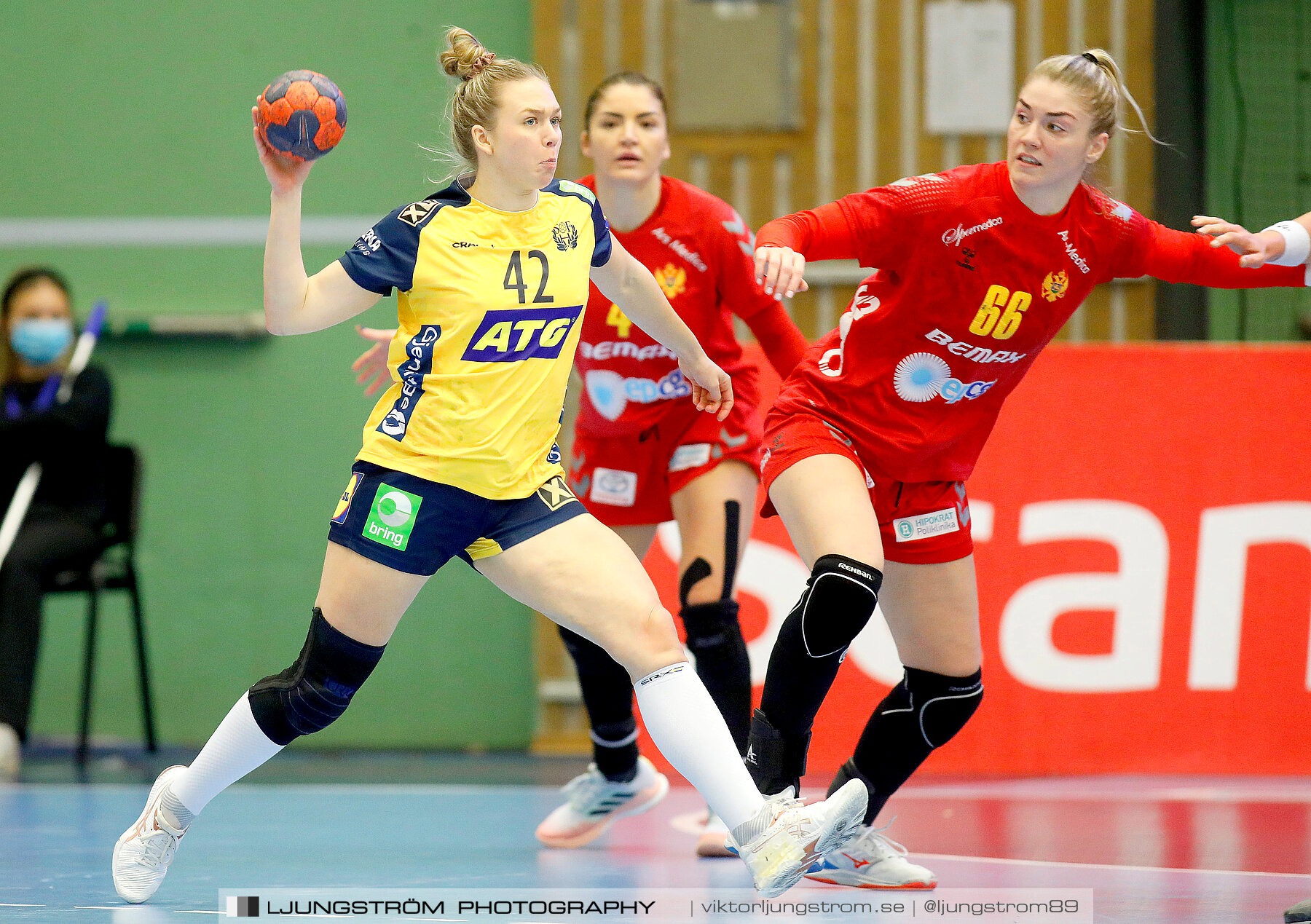 Landskamp Sverige-Montenegro 31-26,dam,Arena Skövde,Skövde,Sverige,Handboll,,2021,273338