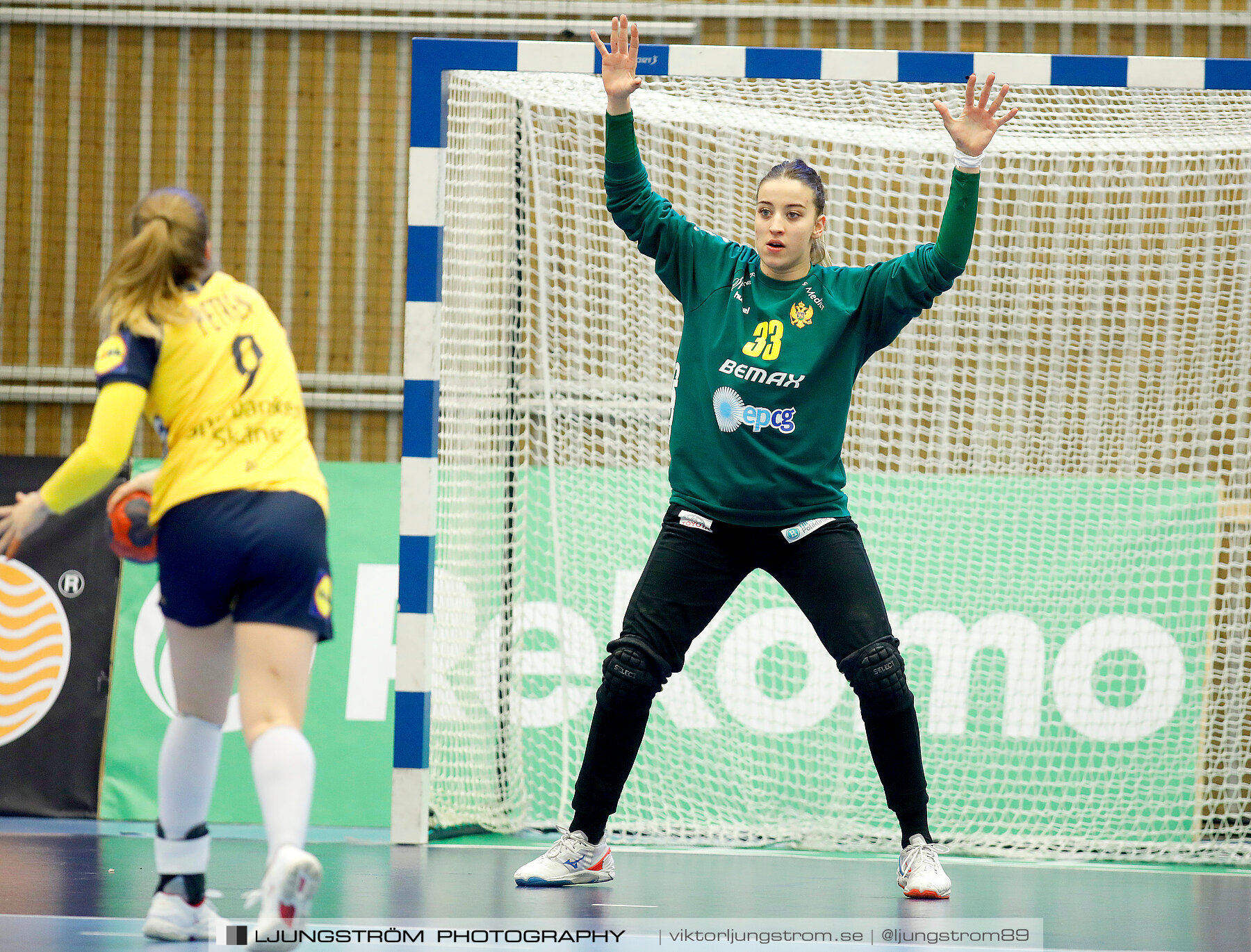 Landskamp Sverige-Montenegro 31-26,dam,Arena Skövde,Skövde,Sverige,Handboll,,2021,273680