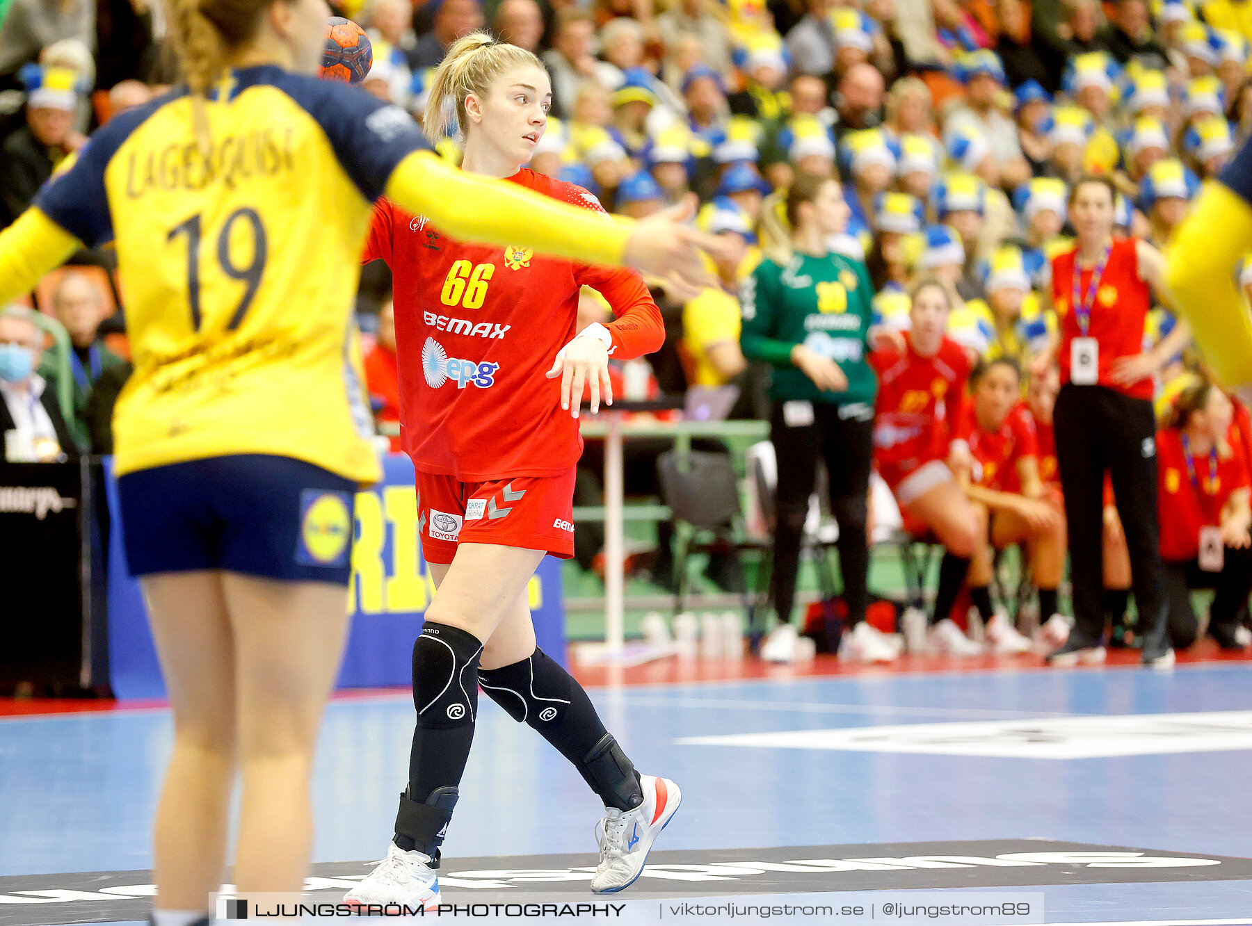 Landskamp Sverige-Montenegro 31-26,dam,Arena Skövde,Skövde,Sverige,Handboll,,2021,273686