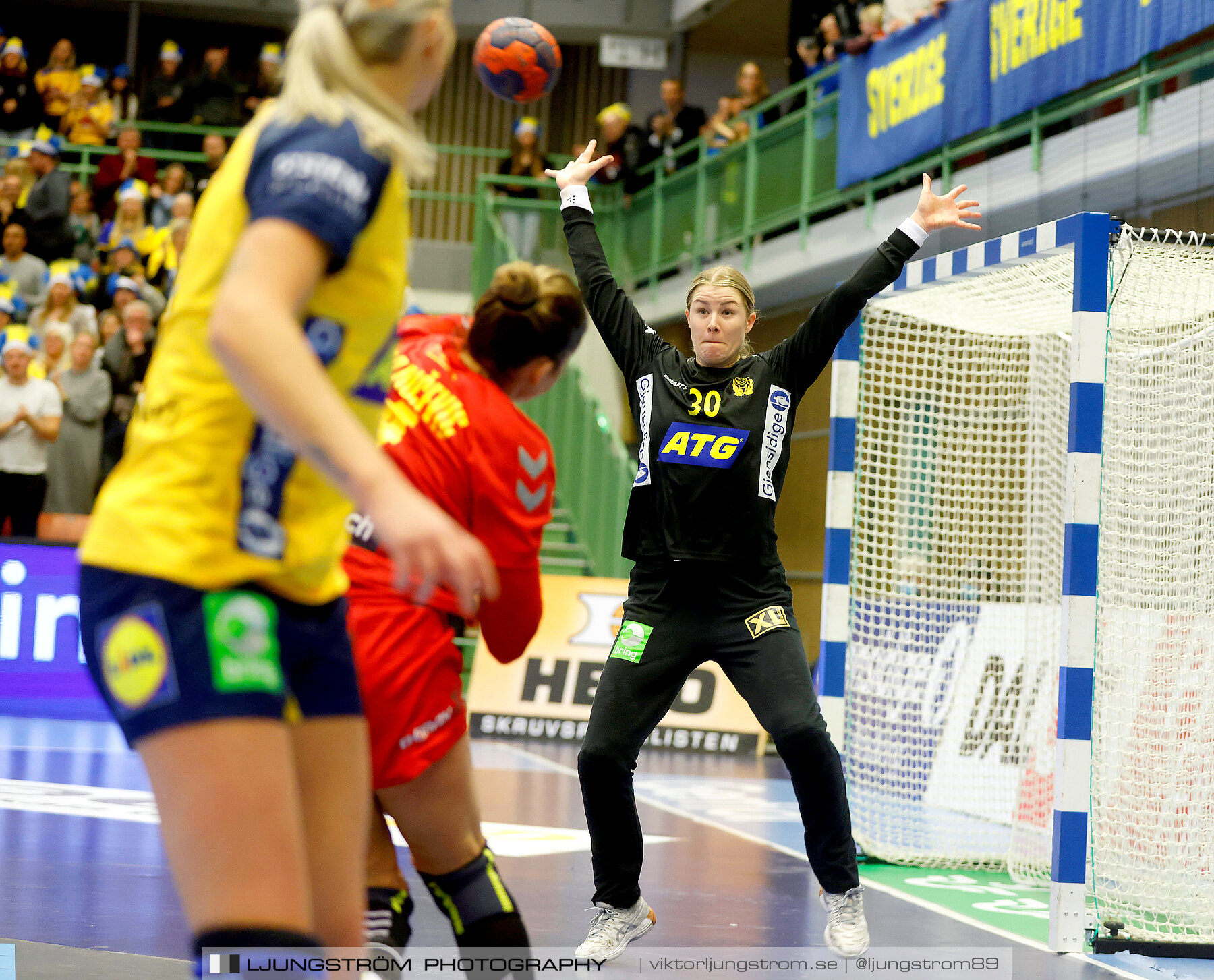 Landskamp Sverige-Montenegro 31-26,dam,Arena Skövde,Skövde,Sverige,Handboll,,2021,273697