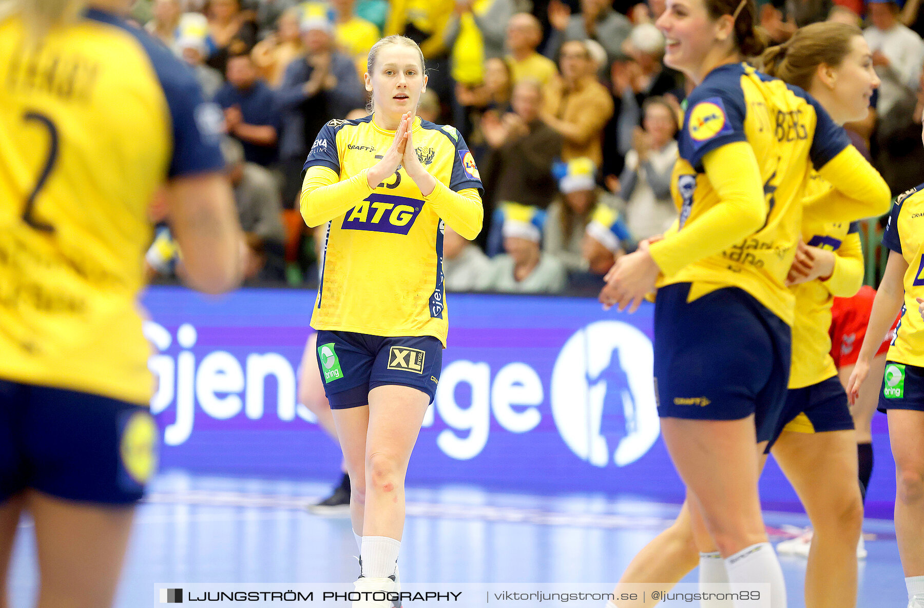 Landskamp Sverige-Montenegro 31-26,dam,Arena Skövde,Skövde,Sverige,Handboll,,2021,273699