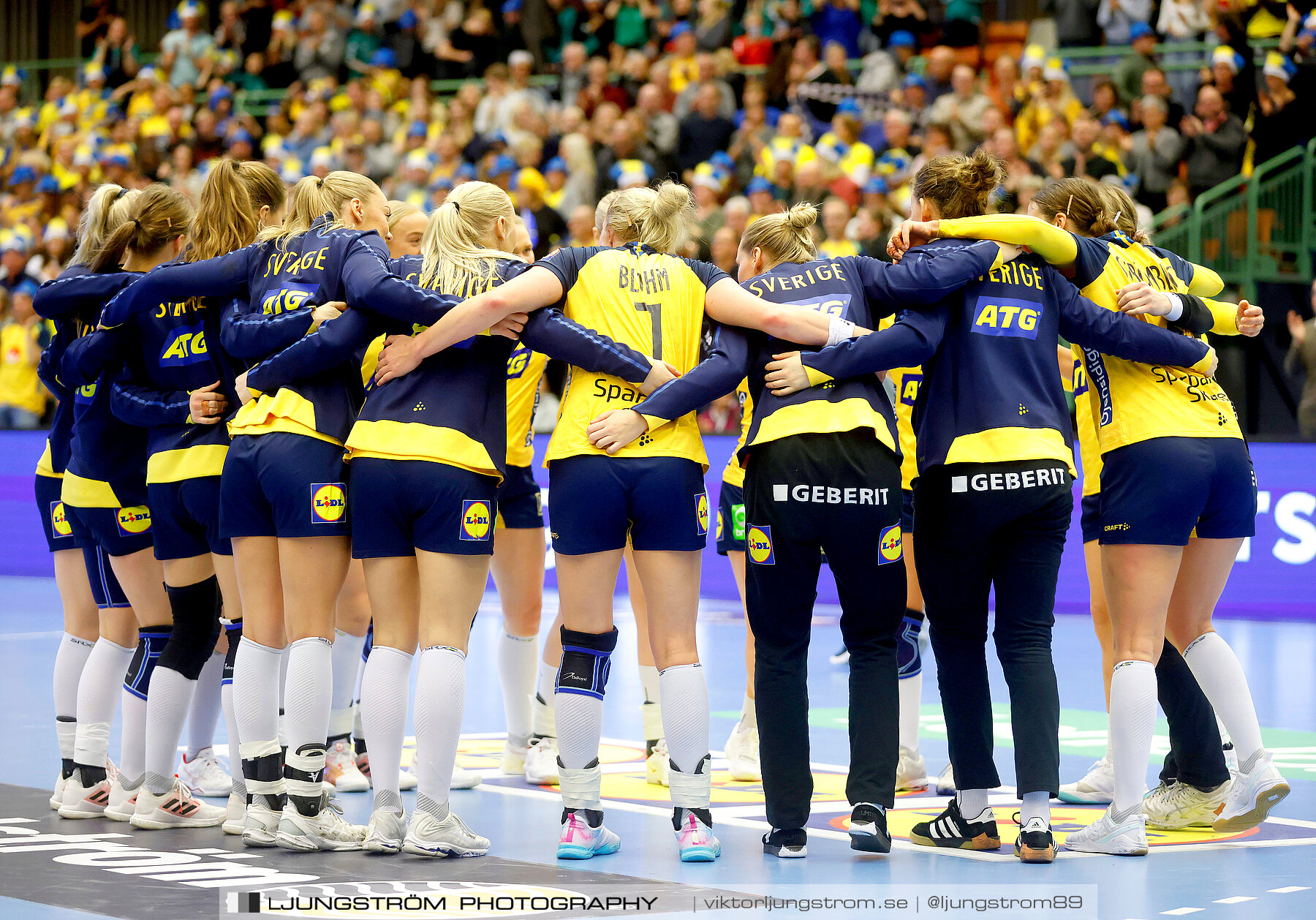 Landskamp Sverige-Montenegro 31-26,dam,Arena Skövde,Skövde,Sverige,Handboll,,2021,273705
