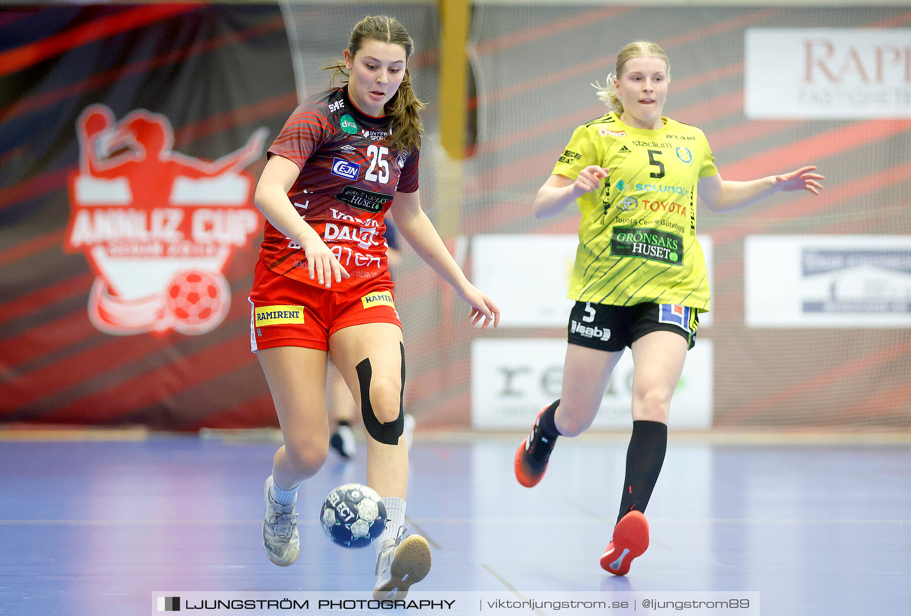 HF Somby/Skövde-HK S-hof 22-39,dam,Skövde Idrottshall,Skövde,Sverige,Handboll,,2022,274852