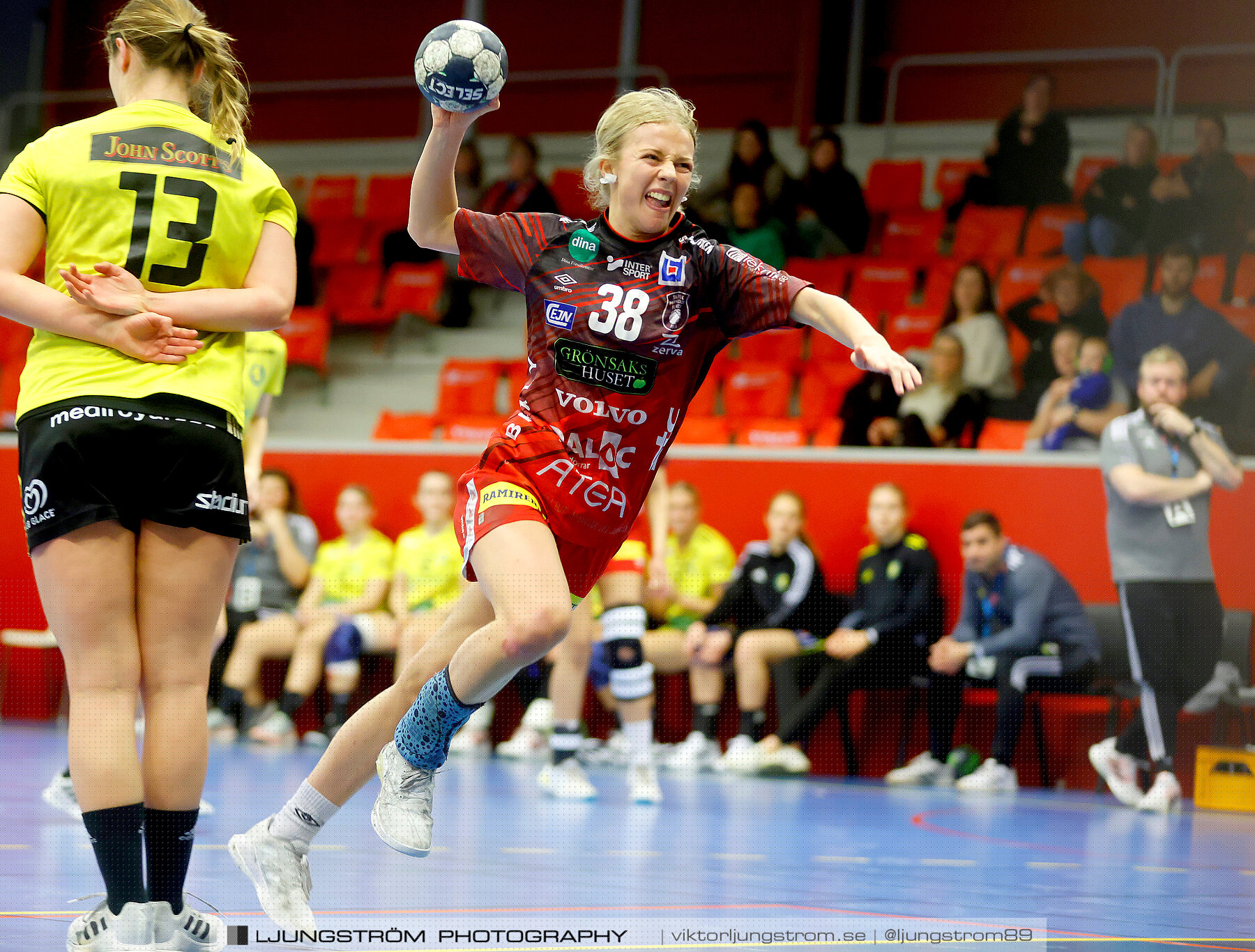 HF Somby/Skövde-HK S-hof 22-39,dam,Skövde Idrottshall,Skövde,Sverige,Handboll,,2022,274854