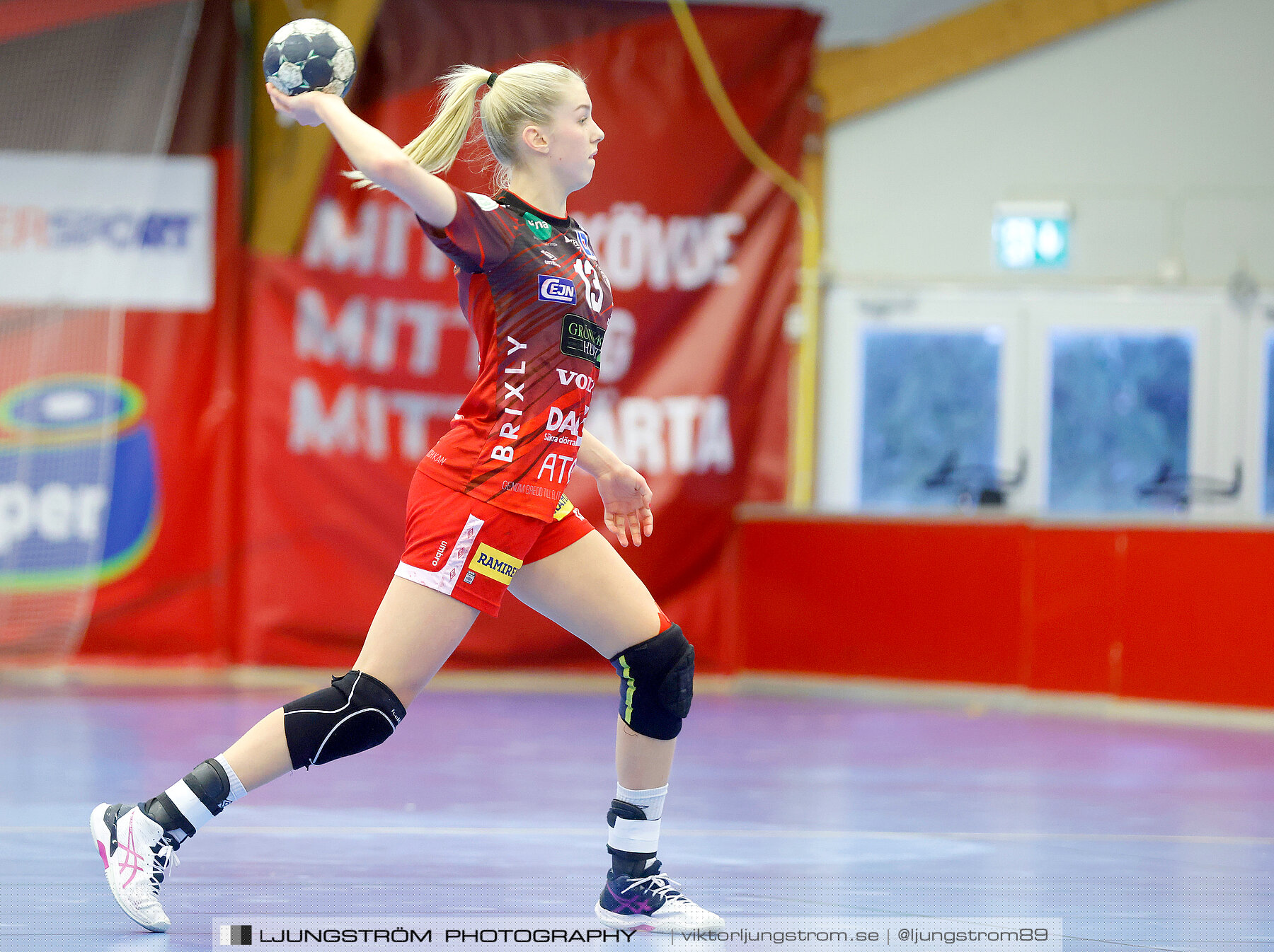 HF Somby/Skövde-HK S-hof 22-39,dam,Skövde Idrottshall,Skövde,Sverige,Handboll,,2022,274858