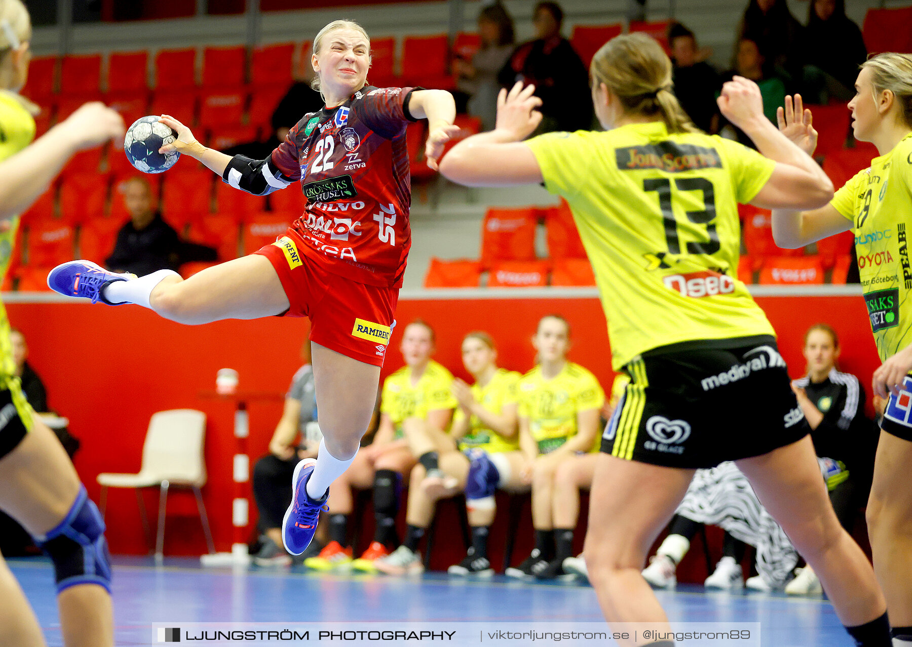 HF Somby/Skövde-HK S-hof 22-39,dam,Skövde Idrottshall,Skövde,Sverige,Handboll,,2022,274859