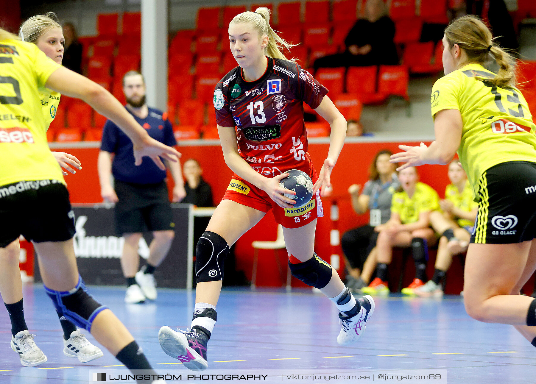 HF Somby/Skövde-HK S-hof 22-39,dam,Skövde Idrottshall,Skövde,Sverige,Handboll,,2022,274870