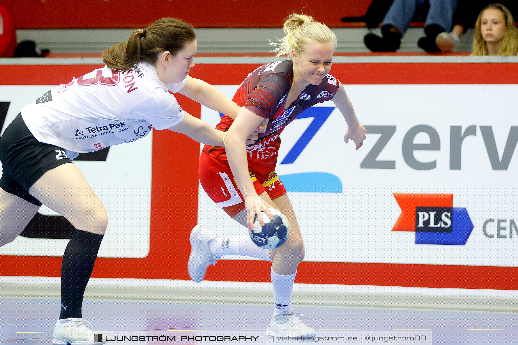 Skövde HF-Lugi HF 32-26,dam,Skövde Idrottshall,Skövde,Sverige,Handboll,,2022,275135