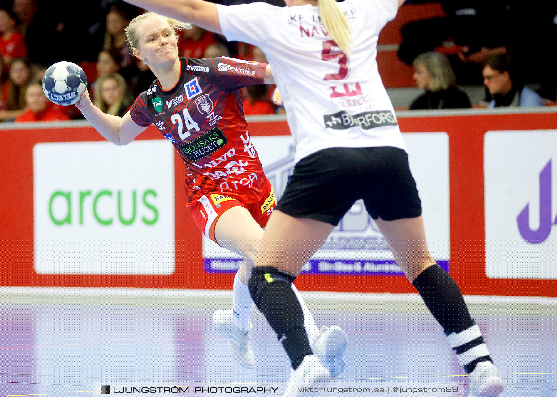 Skövde HF-Lugi HF 32-26,dam,Skövde Idrottshall,Skövde,Sverige,Handboll,,2022,275137