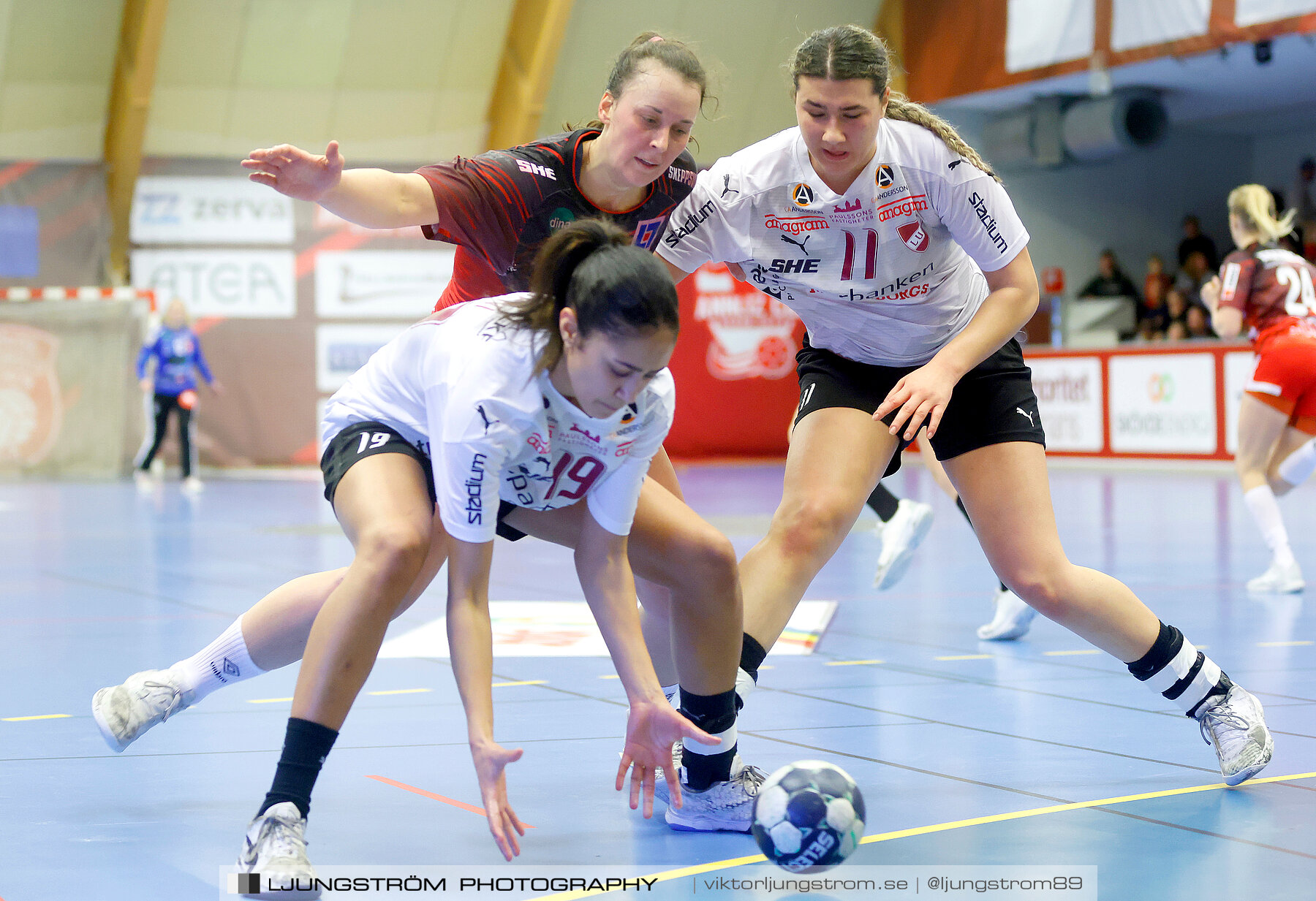 Skövde HF-Lugi HF 32-26,dam,Skövde Idrottshall,Skövde,Sverige,Handboll,,2022,275138