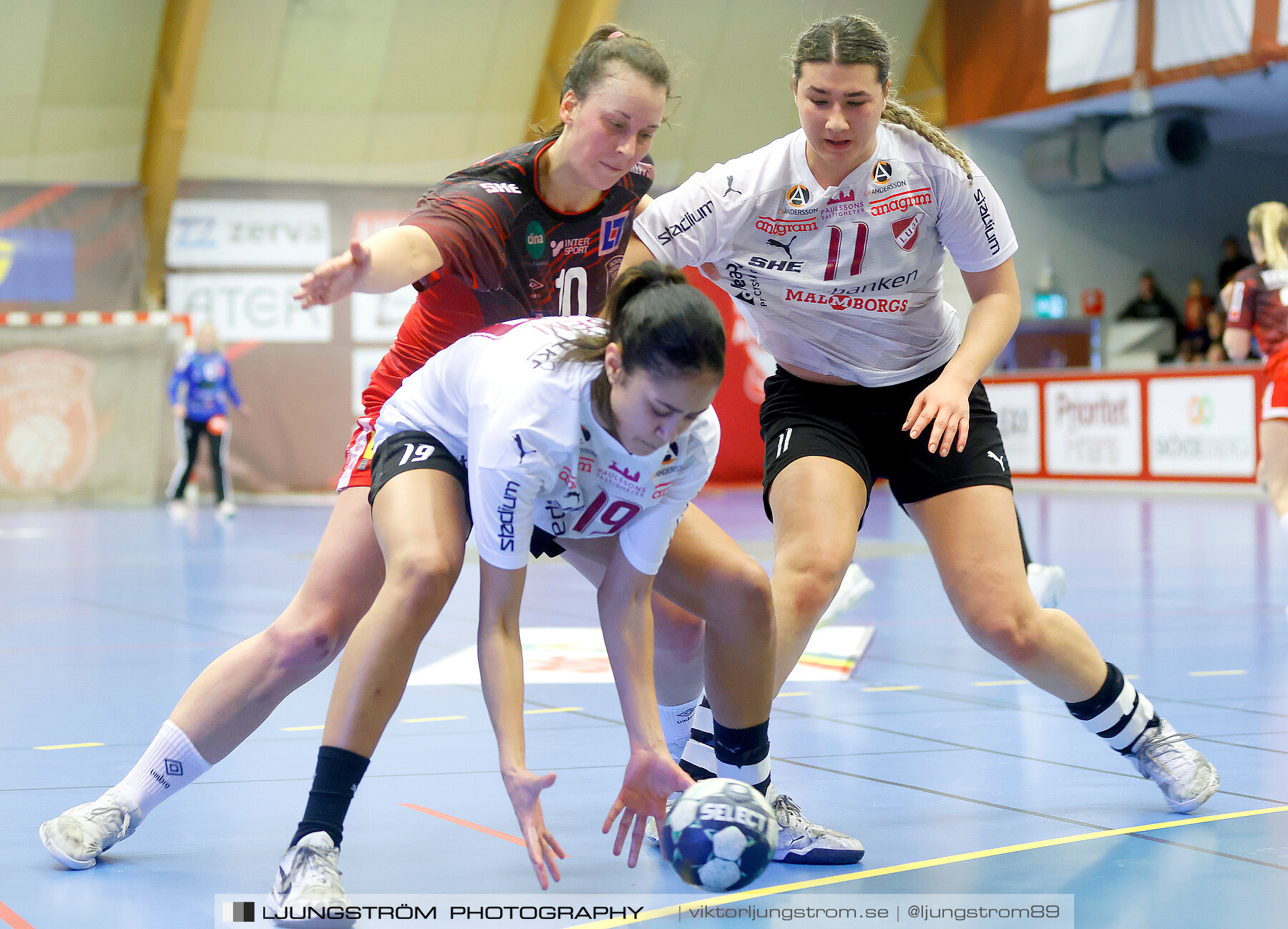 Skövde HF-Lugi HF 32-26,dam,Skövde Idrottshall,Skövde,Sverige,Handboll,,2022,275139