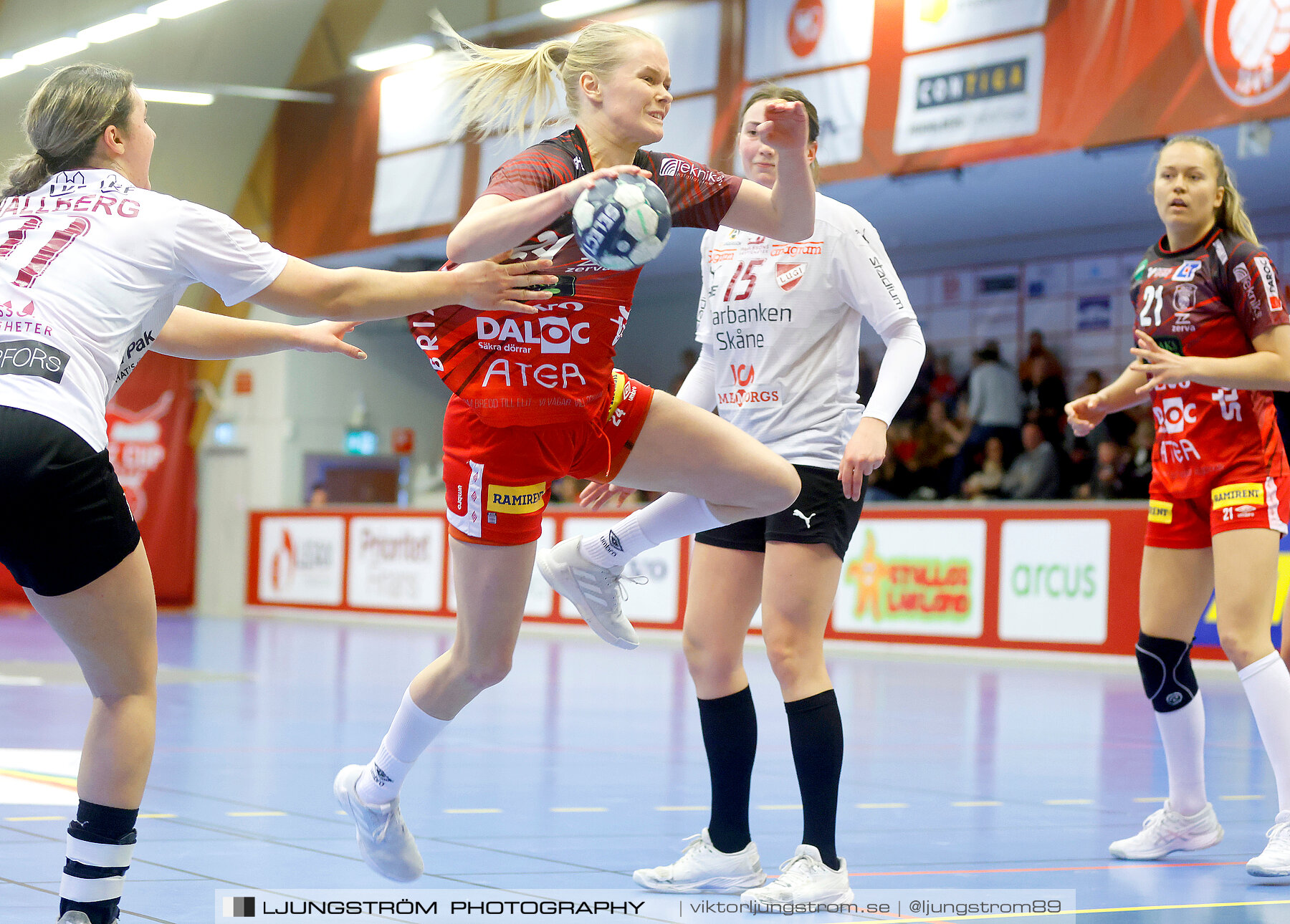 Skövde HF-Lugi HF 32-26,dam,Skövde Idrottshall,Skövde,Sverige,Handboll,,2022,275155