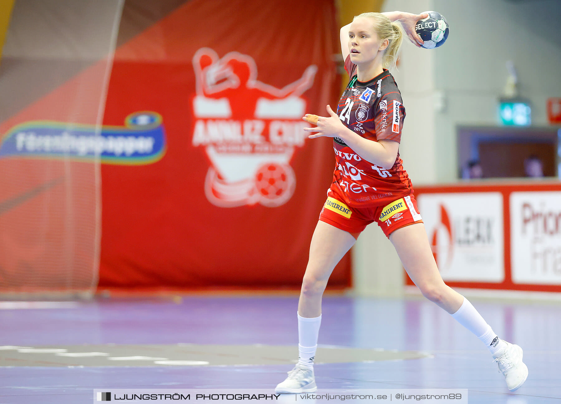 Skövde HF-Lugi HF 32-26,dam,Skövde Idrottshall,Skövde,Sverige,Handboll,,2022,275160