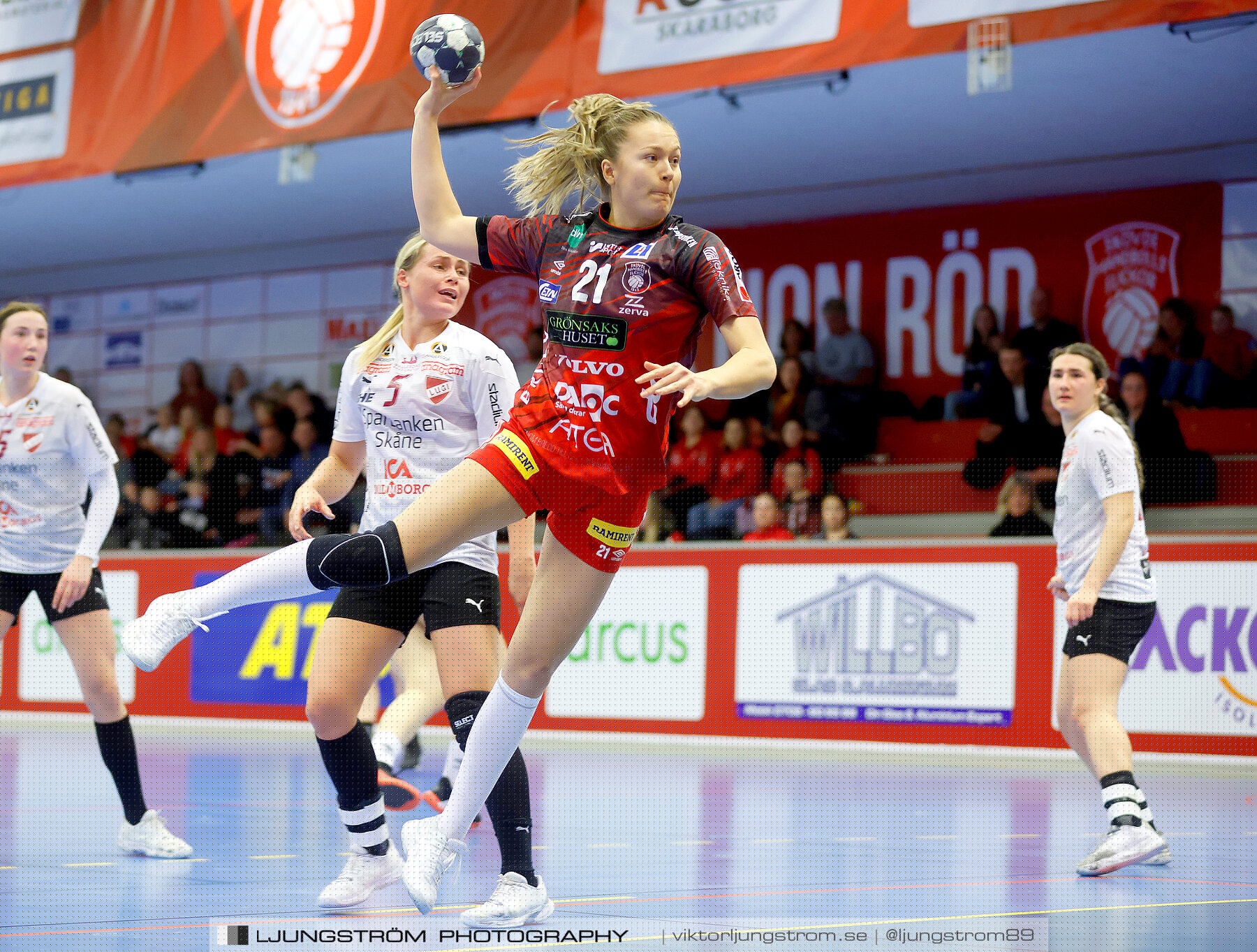Skövde HF-Lugi HF 32-26,dam,Skövde Idrottshall,Skövde,Sverige,Handboll,,2022,275161