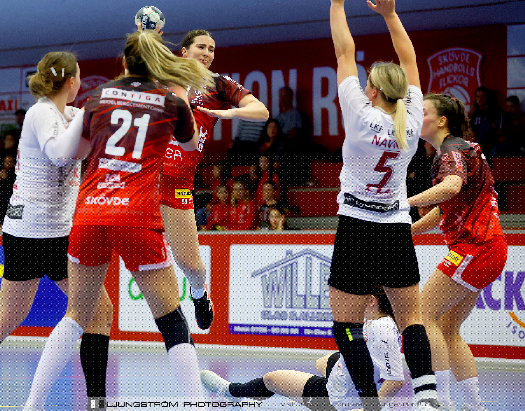 Skövde HF-Lugi HF 32-26,dam,Skövde Idrottshall,Skövde,Sverige,Handboll,,2022,275190