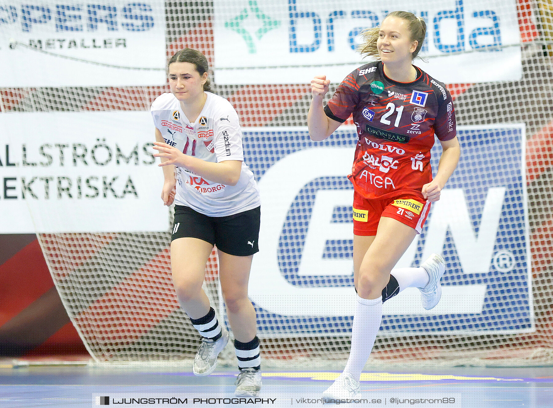 Skövde HF-Lugi HF 32-26,dam,Skövde Idrottshall,Skövde,Sverige,Handboll,,2022,275267