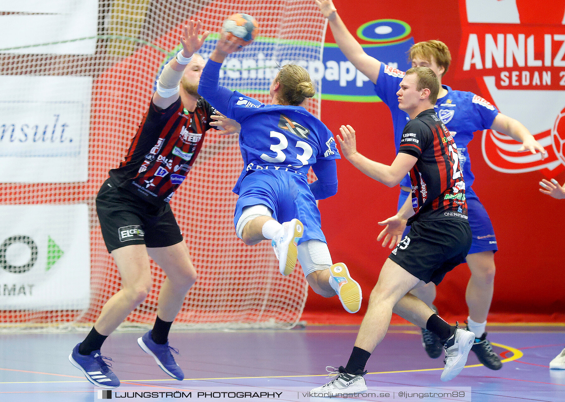 HK Country-HK Skövde 24-27,herr,Skövde Idrottshall,Skövde,Sverige,Handboll,,2021,276307