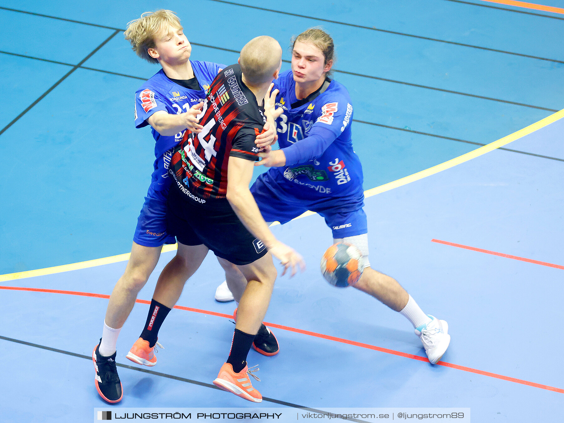 HK Country-HK Skövde 24-27,herr,Skövde Idrottshall,Skövde,Sverige,Handboll,,2021,276328