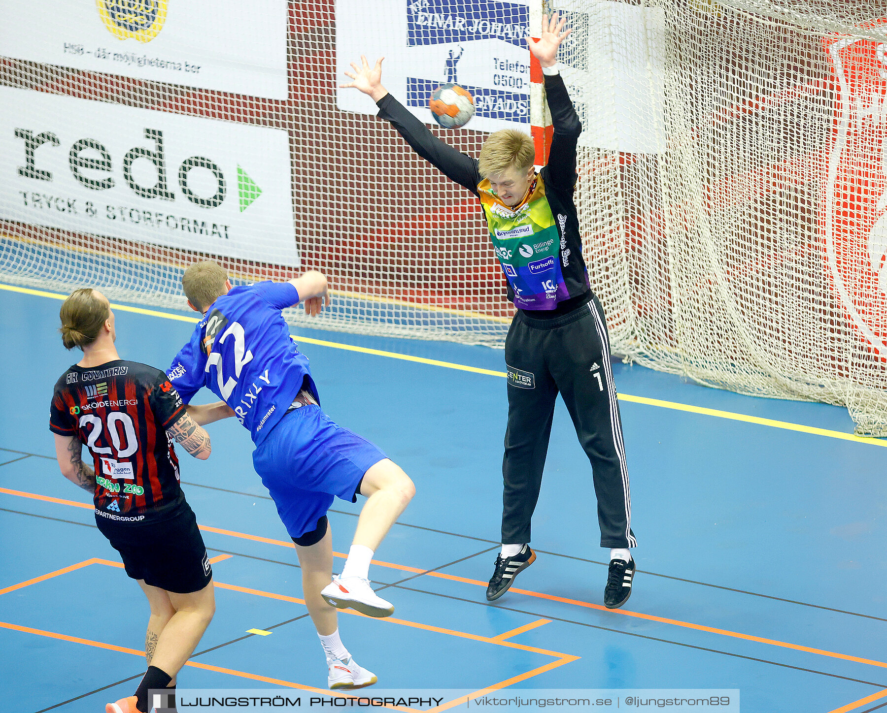 HK Country-HK Skövde 24-27,herr,Skövde Idrottshall,Skövde,Sverige,Handboll,,2021,276363