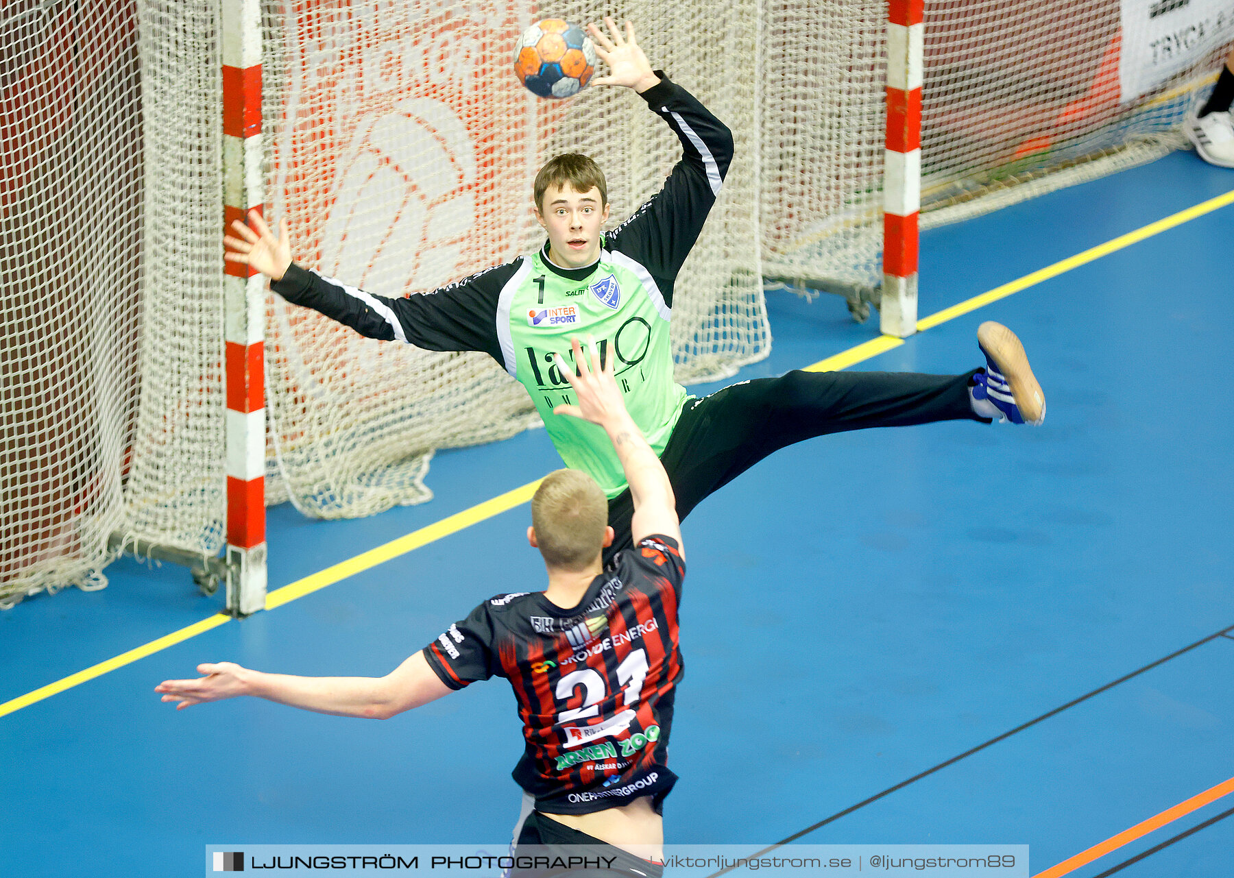 HK Country-HK Skövde 24-27,herr,Skövde Idrottshall,Skövde,Sverige,Handboll,,2021,276395