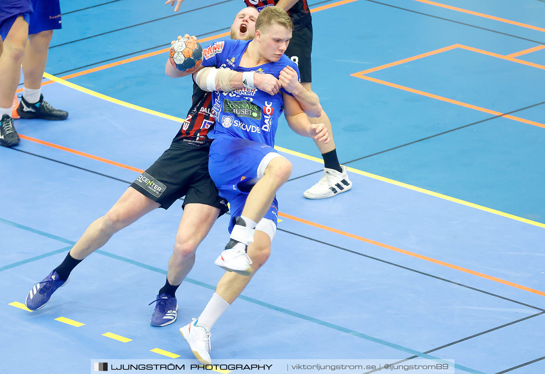 HK Country-HK Skövde 24-27,herr,Skövde Idrottshall,Skövde,Sverige,Handboll,,2021,276403