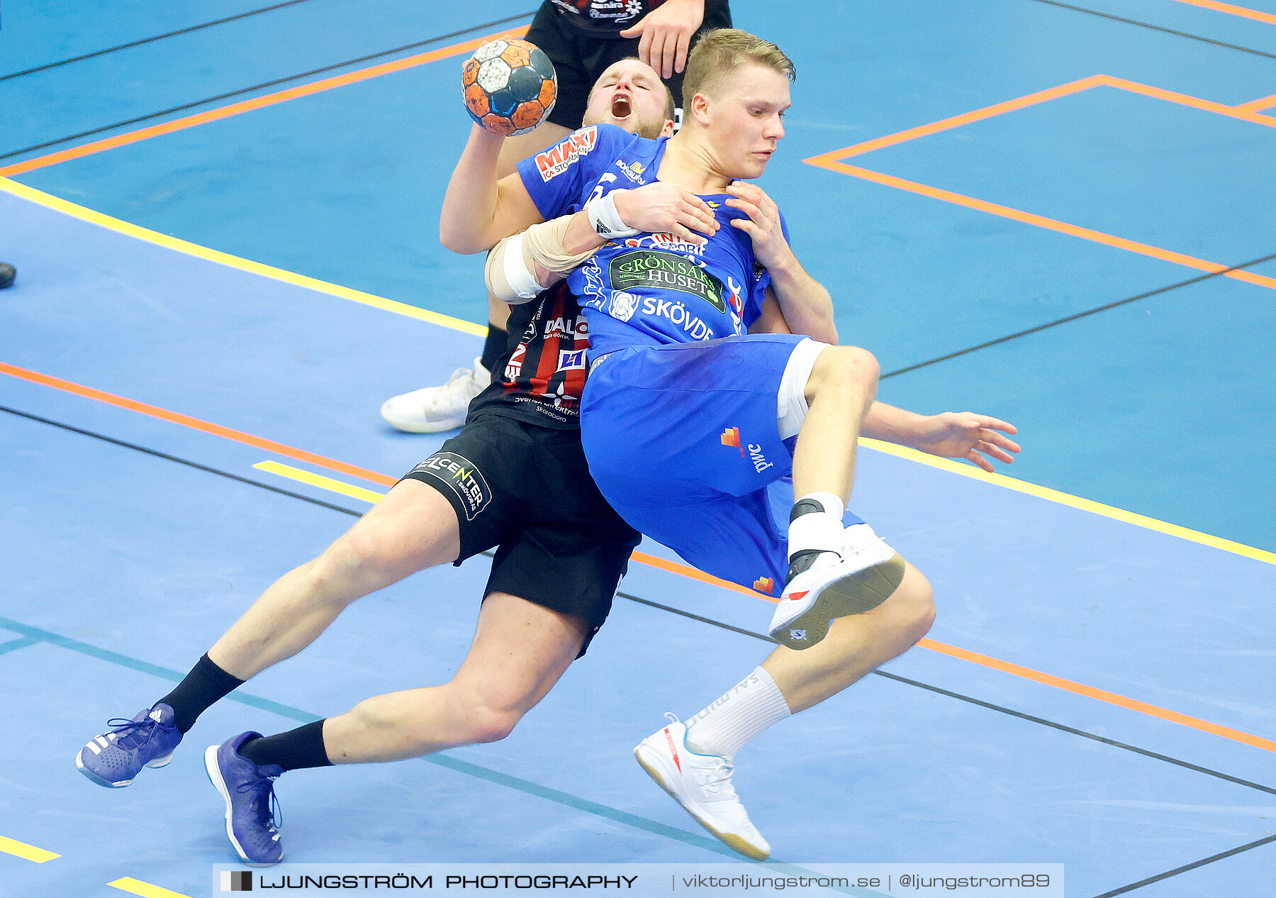 HK Country-HK Skövde 24-27,herr,Skövde Idrottshall,Skövde,Sverige,Handboll,,2021,276404
