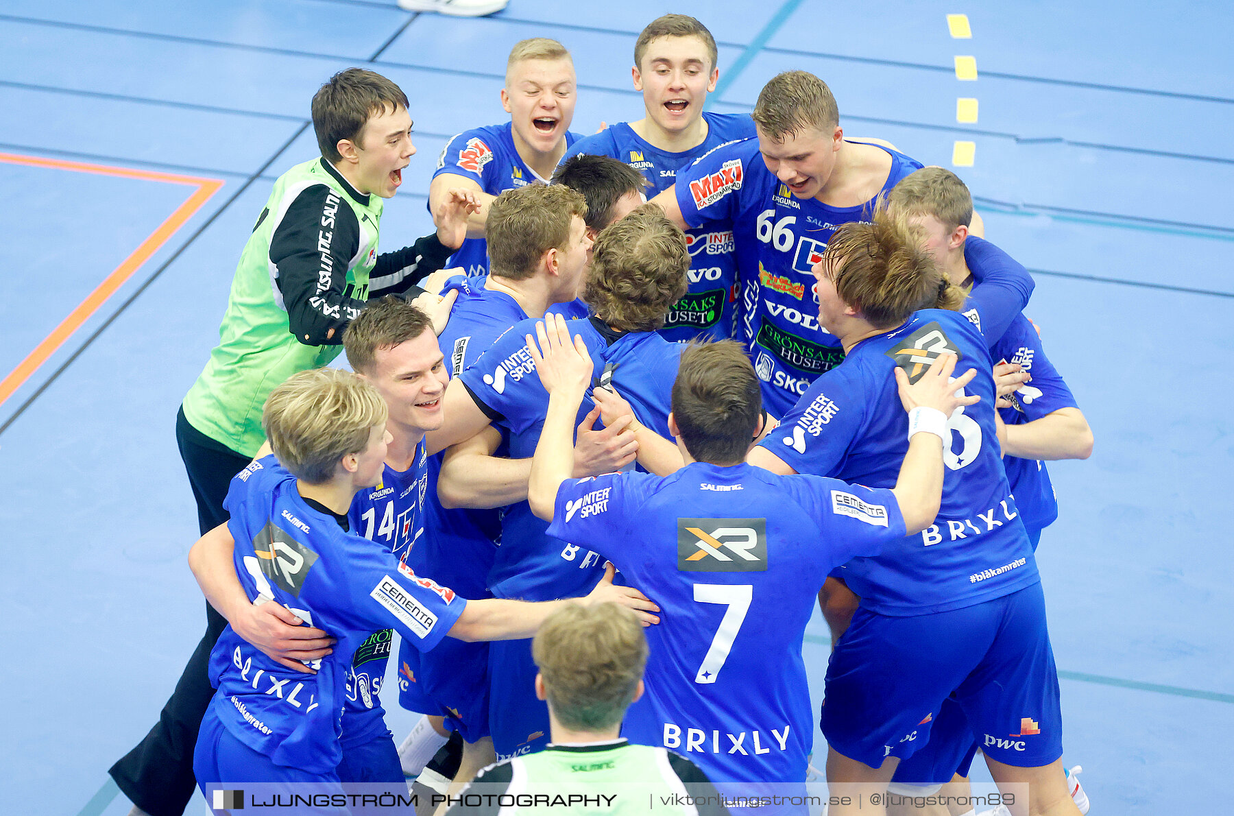 HK Country-HK Skövde 24-27,herr,Skövde Idrottshall,Skövde,Sverige,Handboll,,2021,276425