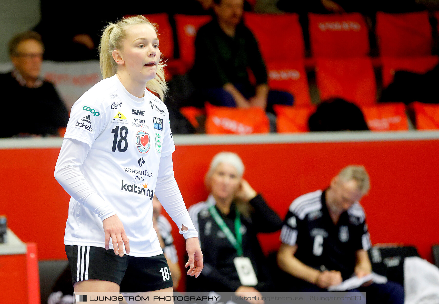 Skövde HF-Kungälvs HK 27-34,dam,Skövde Idrottshall,Skövde,Sverige,Handboll,,2022,277379