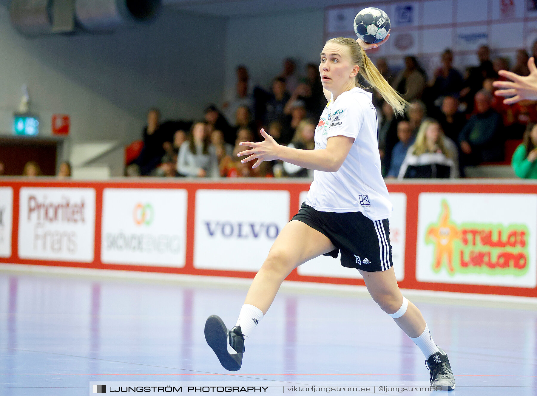 Skövde HF-Kungälvs HK 27-34,dam,Skövde Idrottshall,Skövde,Sverige,Handboll,,2022,277407