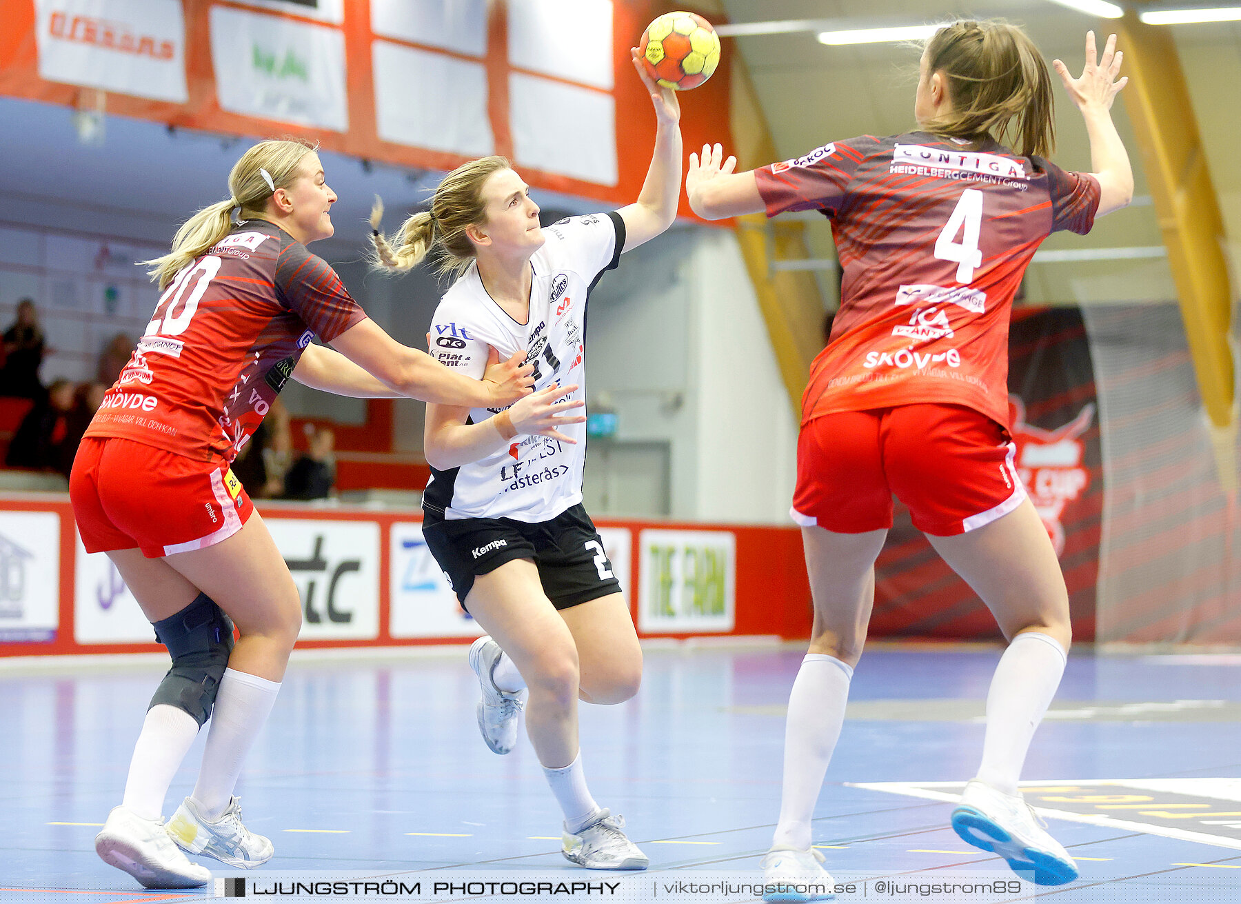 Skövde HF-VästeråsIrsta HF 24-27,dam,Skövde Idrottshall,Skövde,Sverige,Handboll,,2022,277917