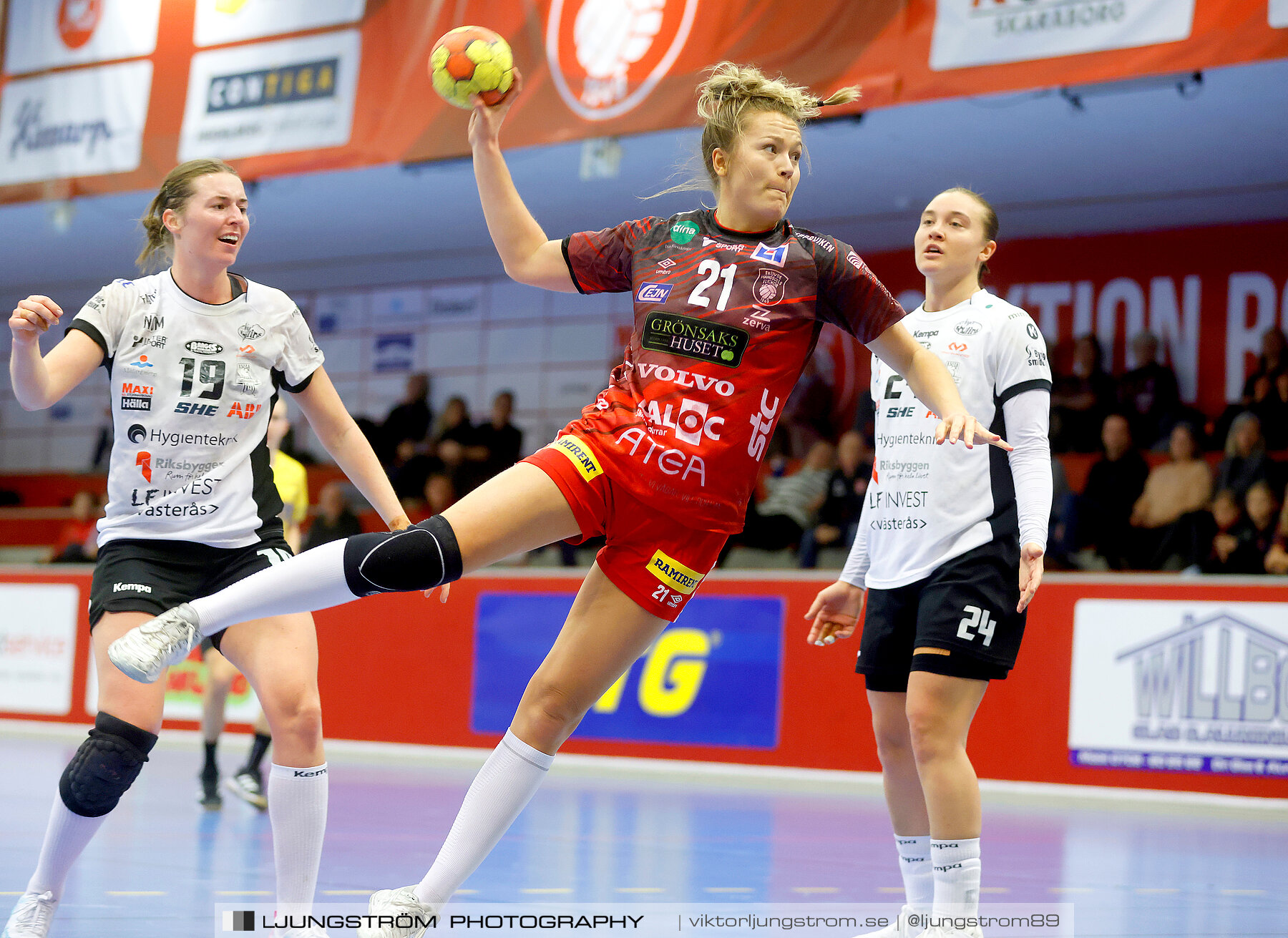 Skövde HF-VästeråsIrsta HF 24-27,dam,Skövde Idrottshall,Skövde,Sverige,Handboll,,2022,277960